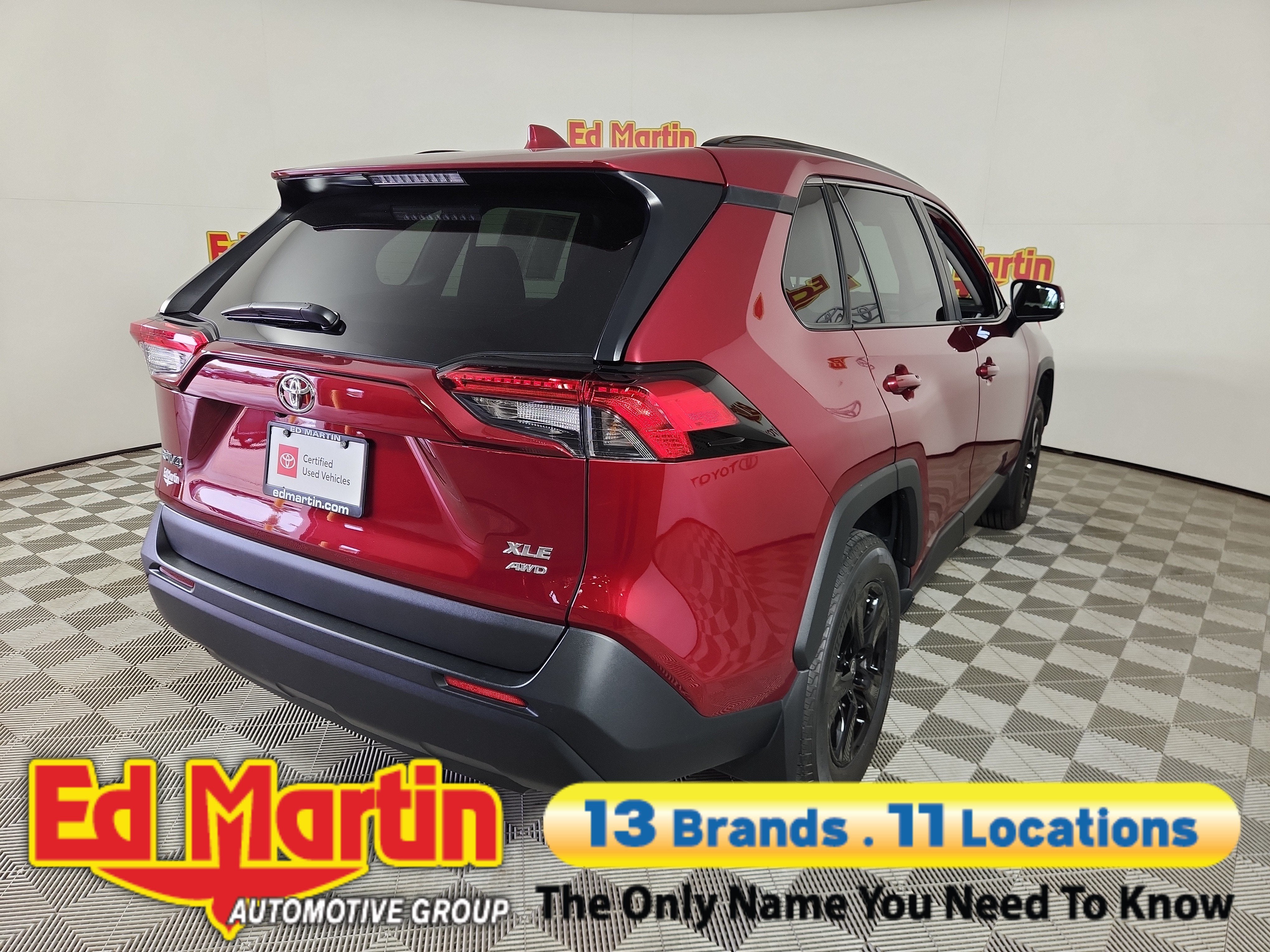 2023 Toyota RAV4 XLE