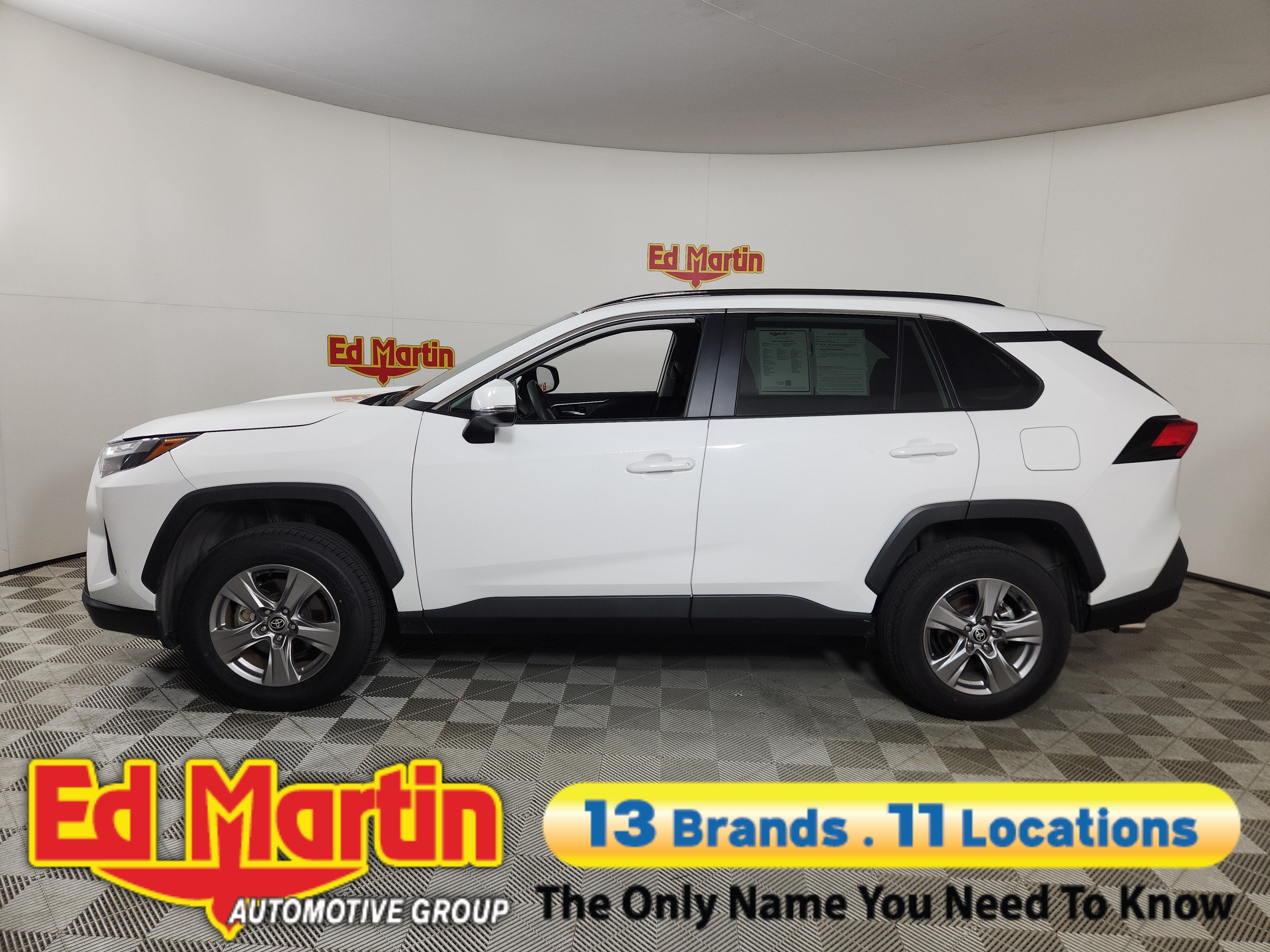 2025 Toyota RAV4 XLE