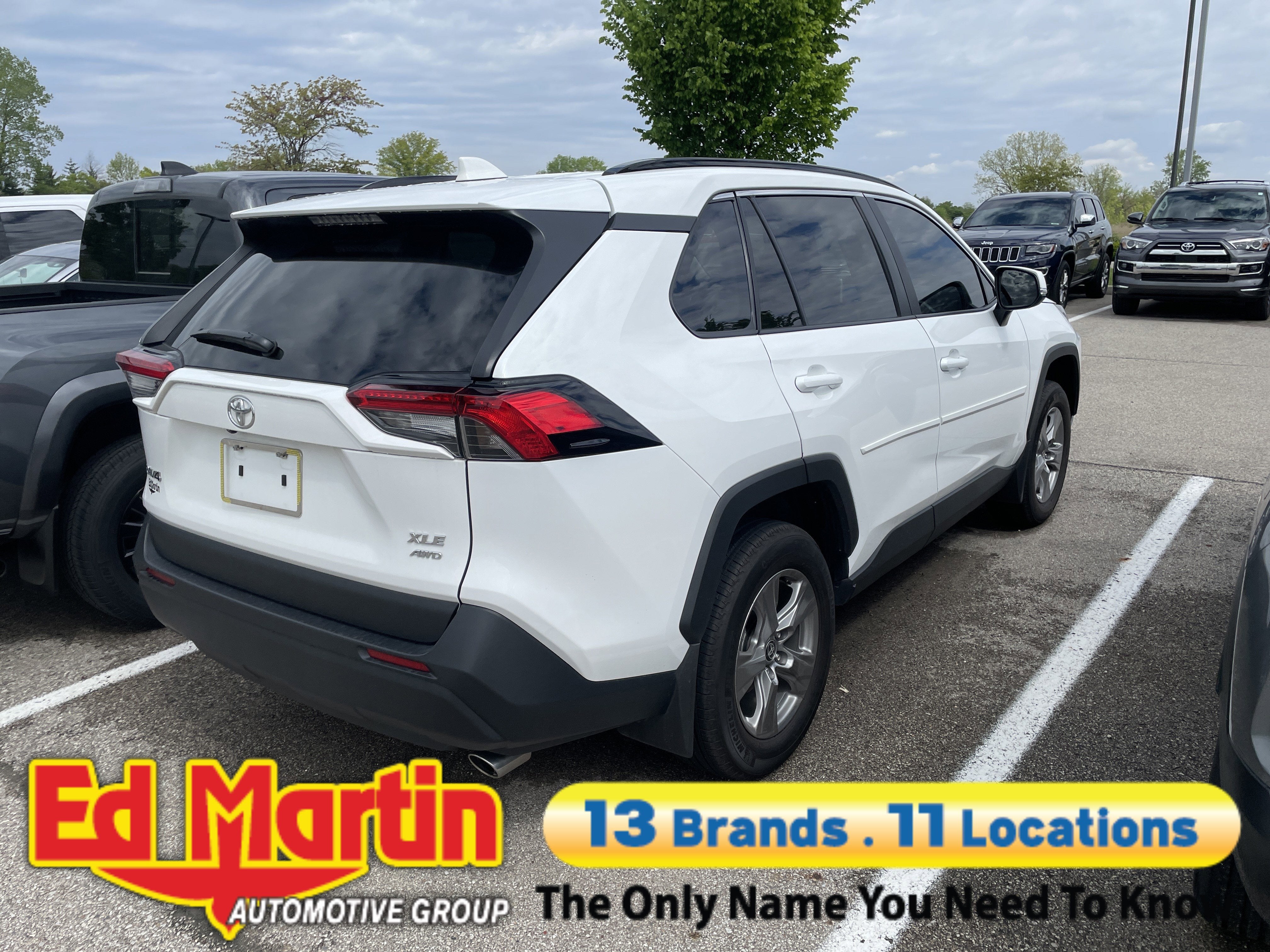 2025 Toyota RAV4 XLE