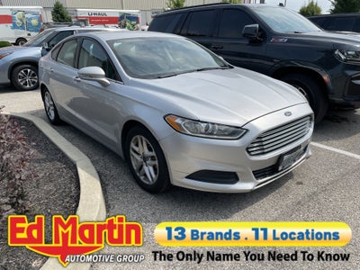 2016 Ford Fusion SE