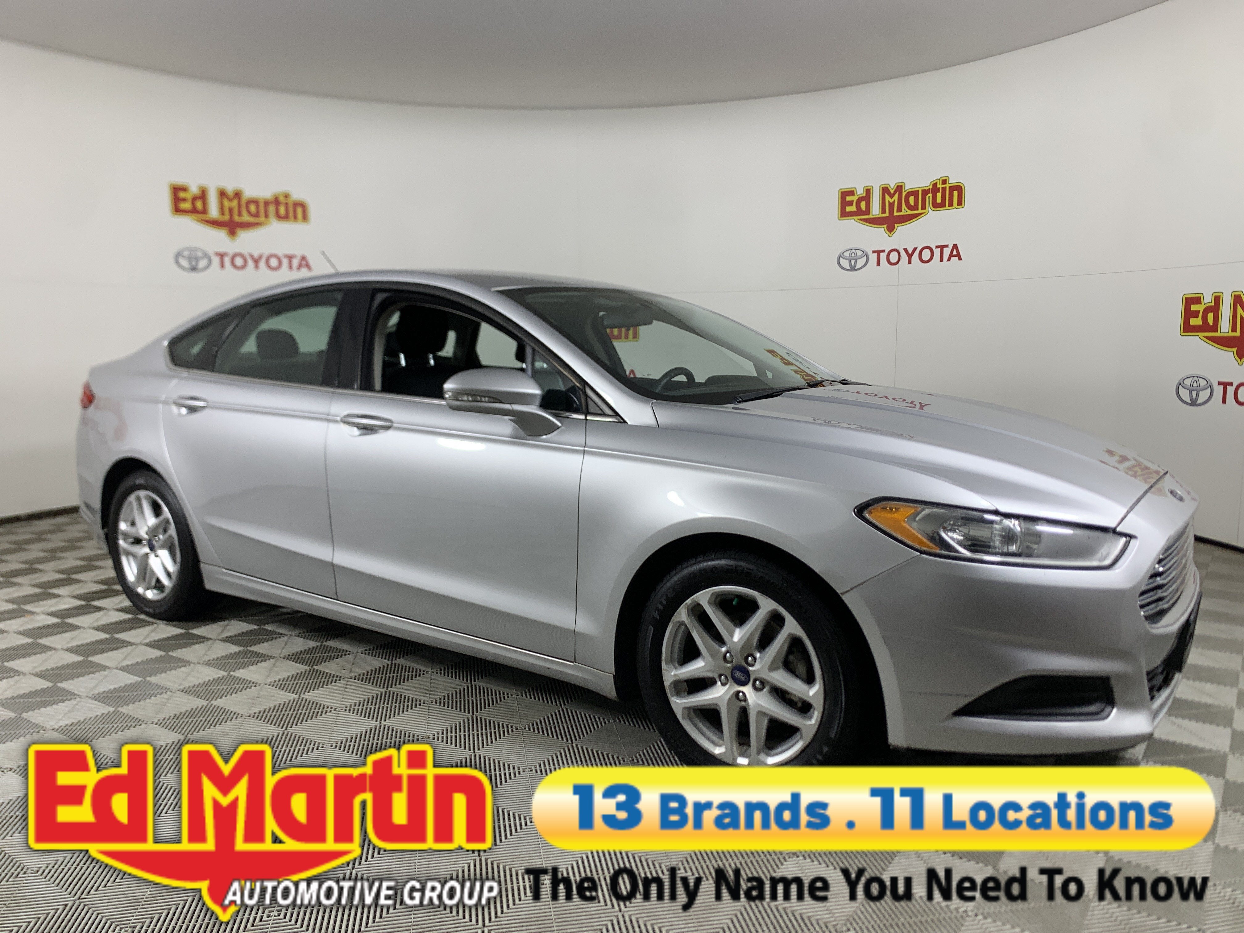 2016 Ford Fusion SE