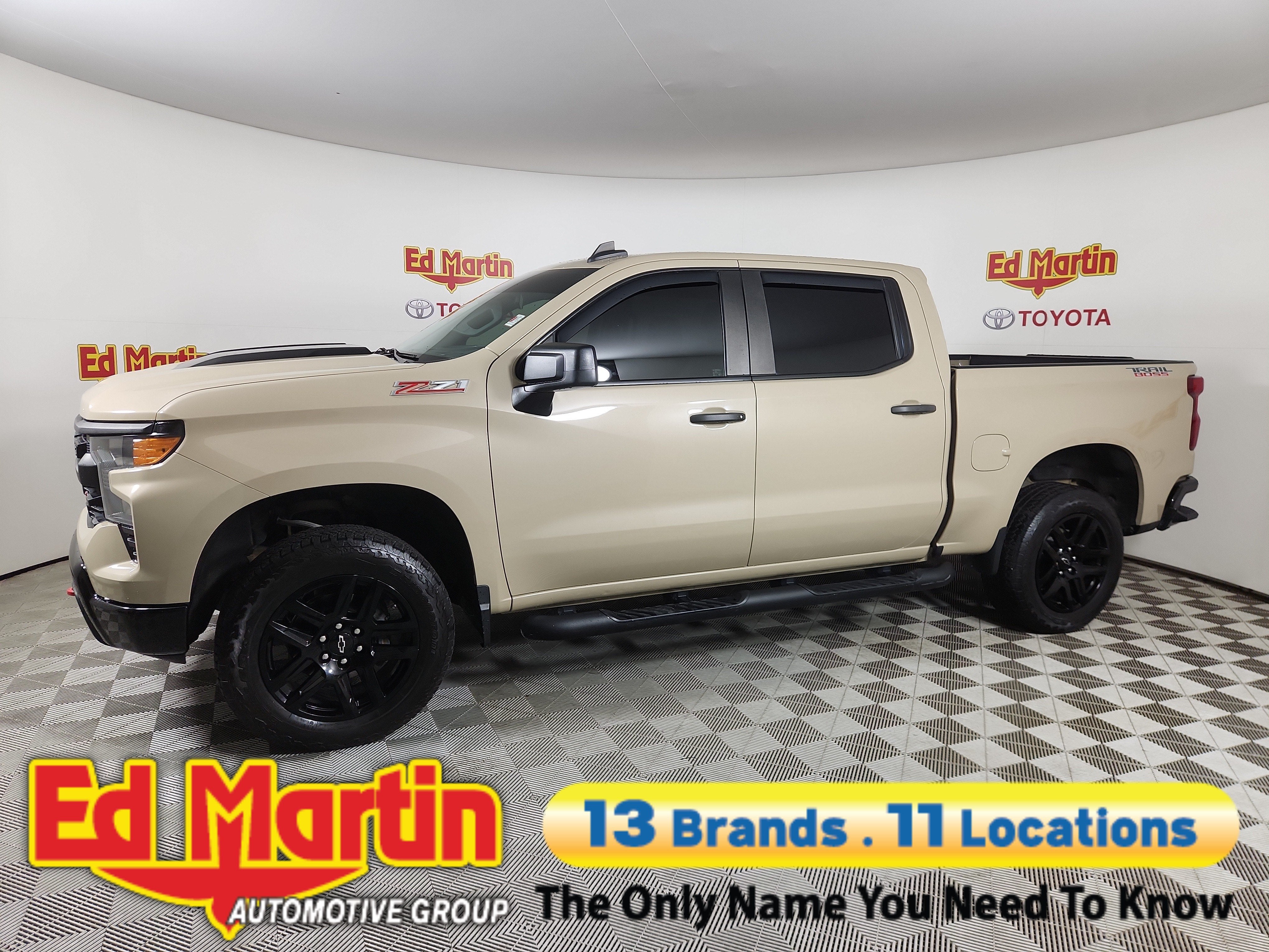2022 Chevrolet Silverado 1500 Custom Trail Boss