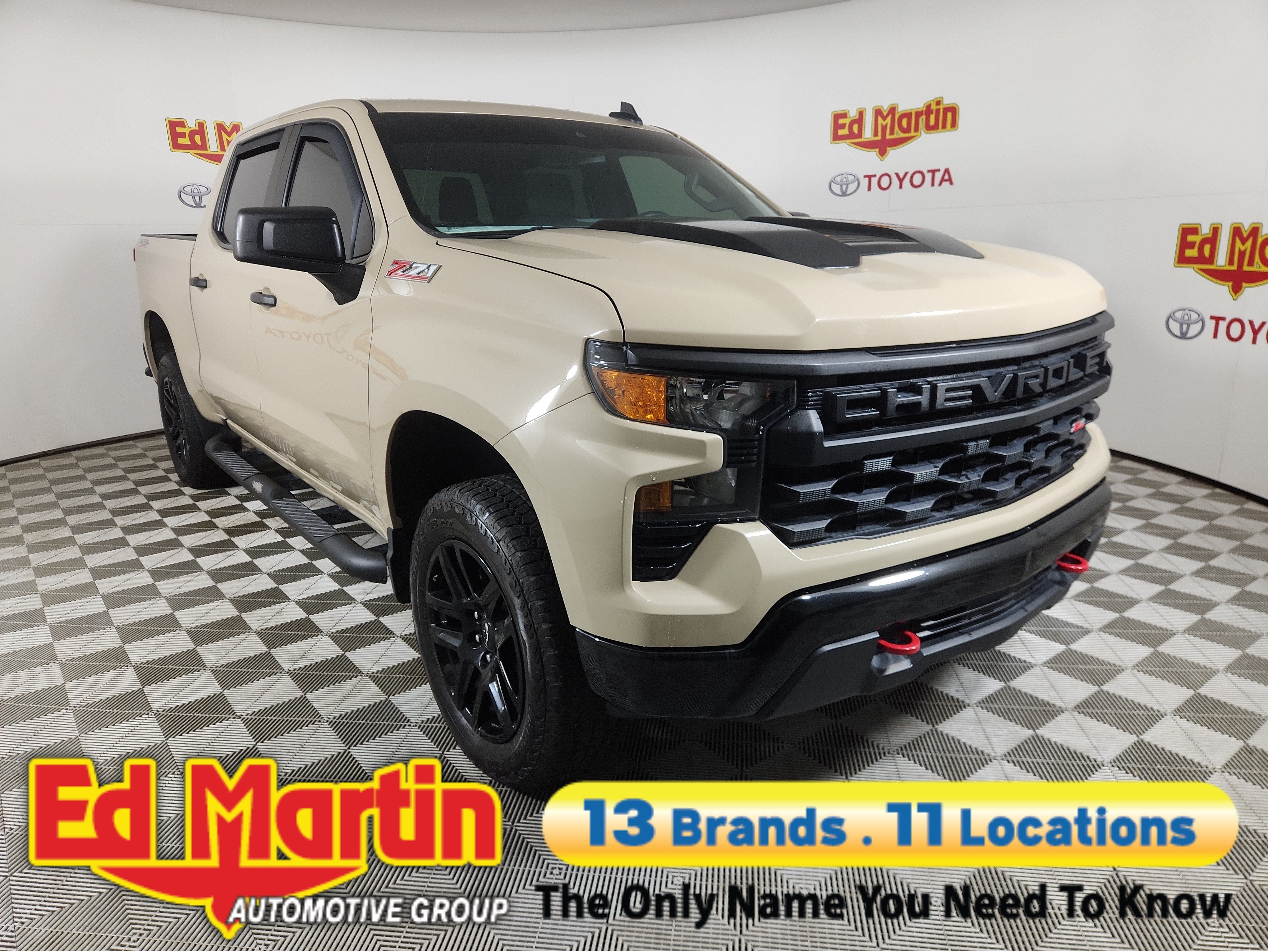 2022 Chevrolet Silverado 1500 Custom Trail Boss