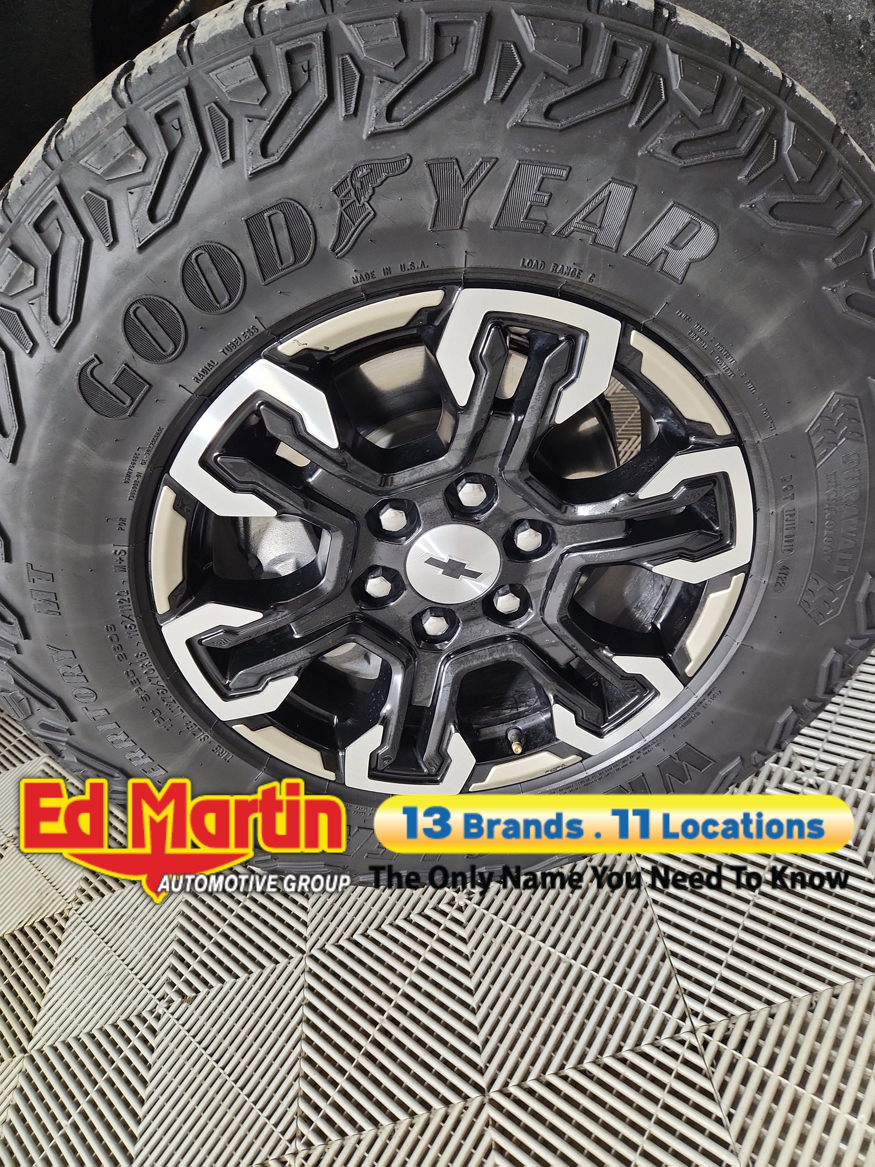 2023 Chevrolet Silverado 1500 ZR2