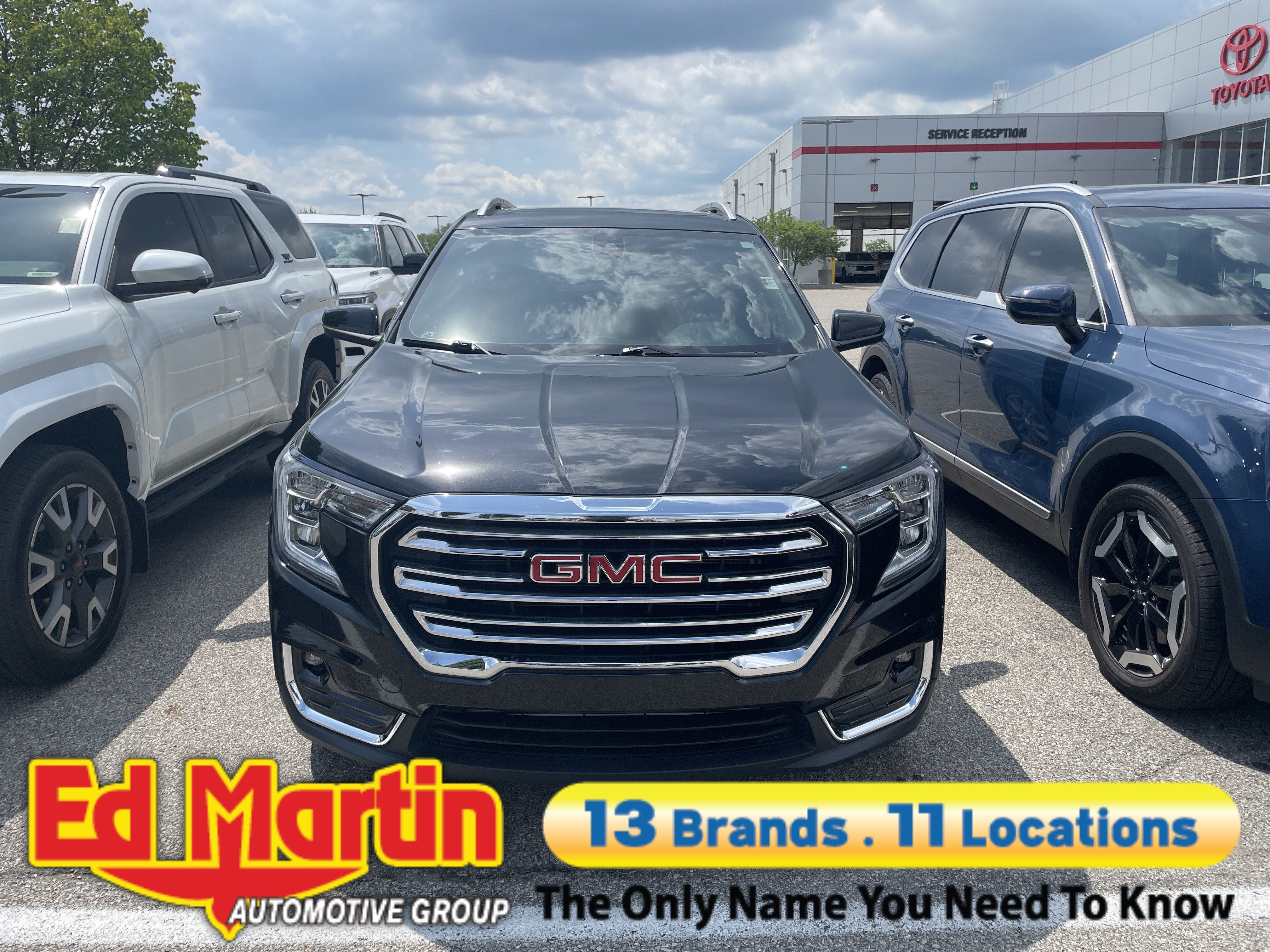 2023 GMC Terrain SLT