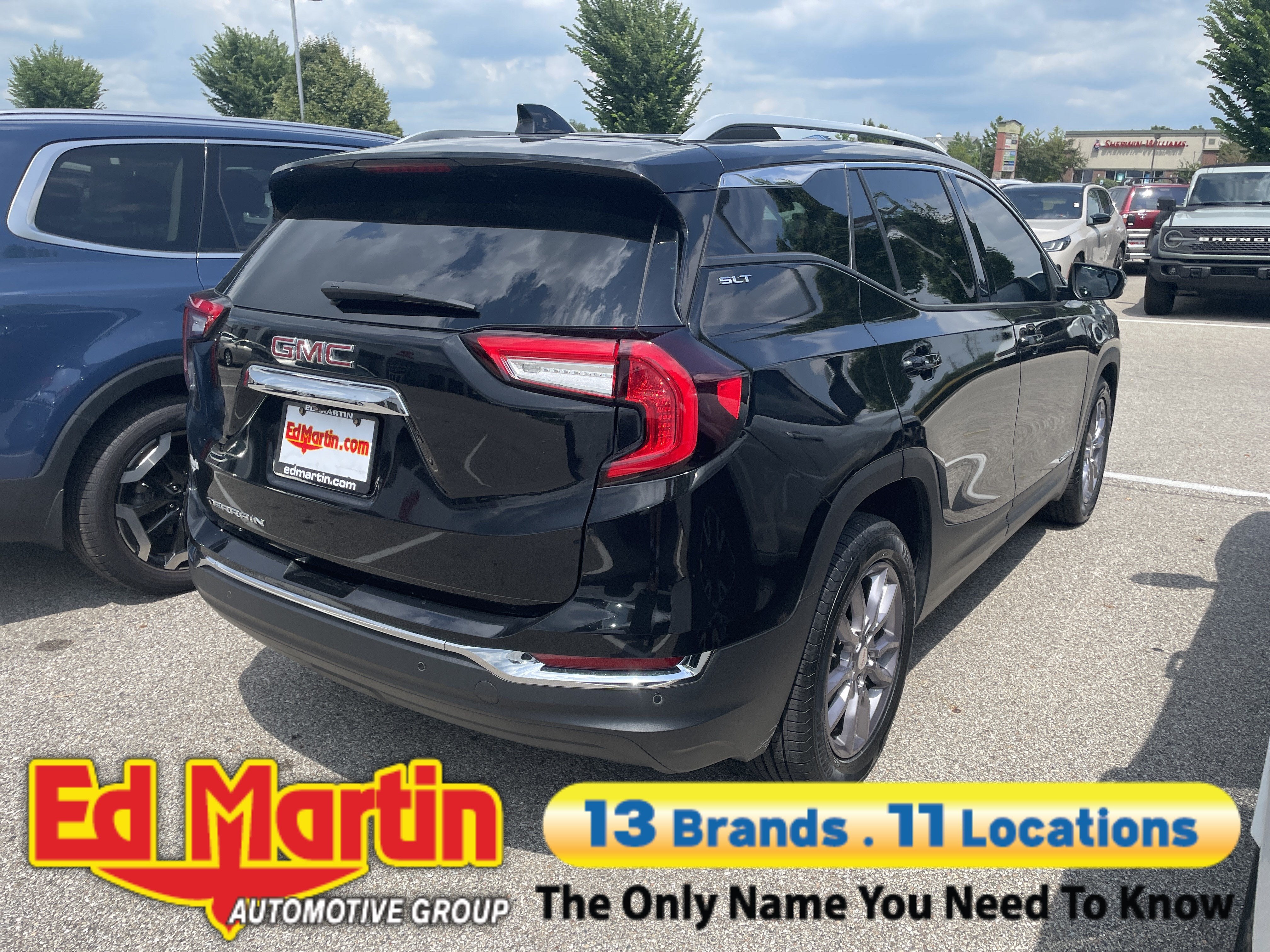 2023 GMC Terrain SLT