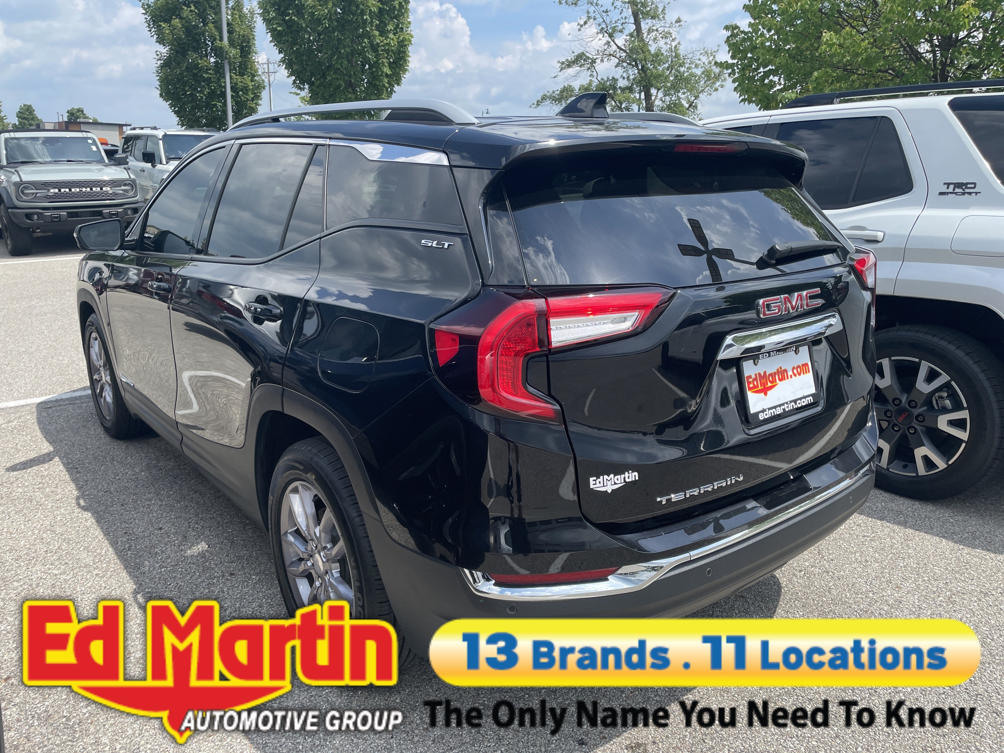 2023 GMC Terrain SLT