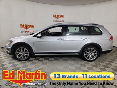 2017 Volkswagen Golf Alltrack Base
