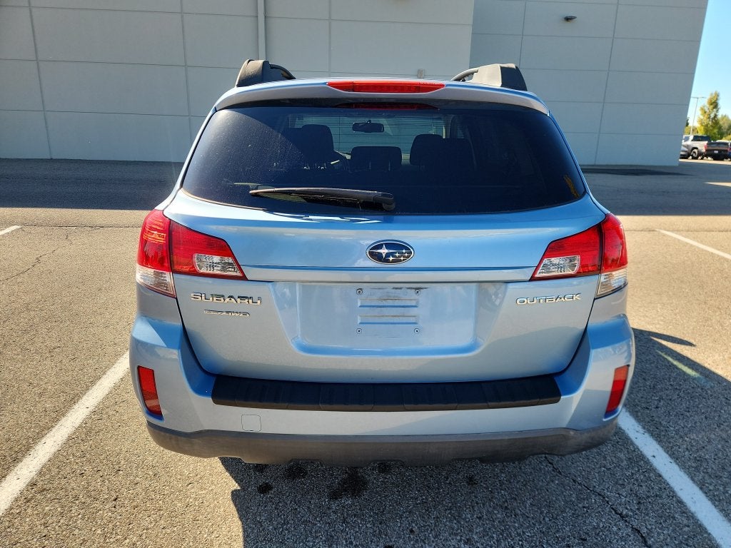 2010 Subaru Outback 2.5i Premium