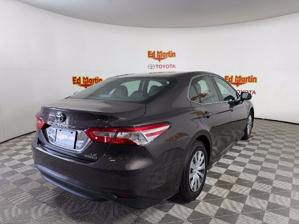 2018 Toyota Camry Hybrid LE