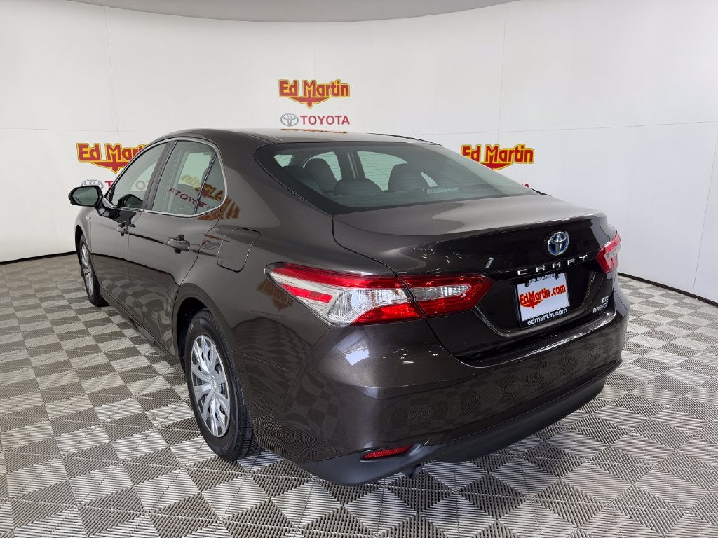 2018 Toyota Camry Hybrid LE