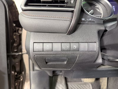 2018 Toyota Camry Hybrid LE