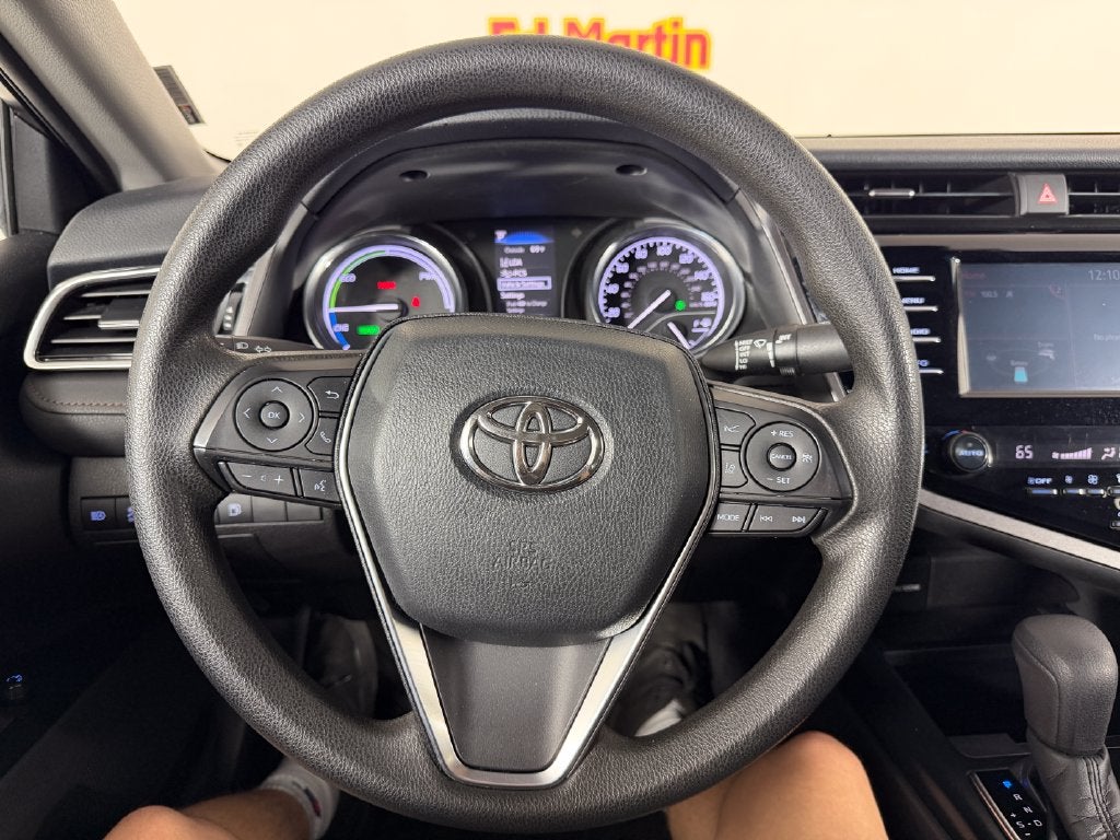 2018 Toyota Camry Hybrid LE