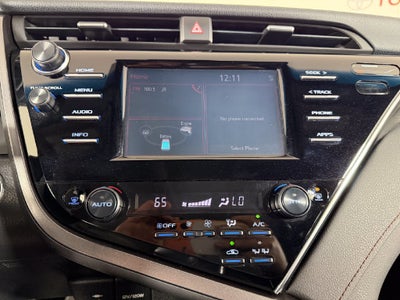 2018 Toyota Camry Hybrid LE