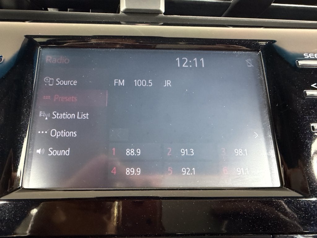 2018 Toyota Camry Hybrid LE