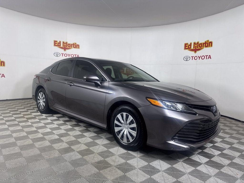 2019 Toyota Camry Hybrid LE