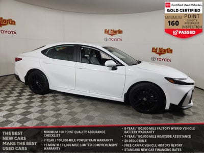 2025 Toyota Camry SE