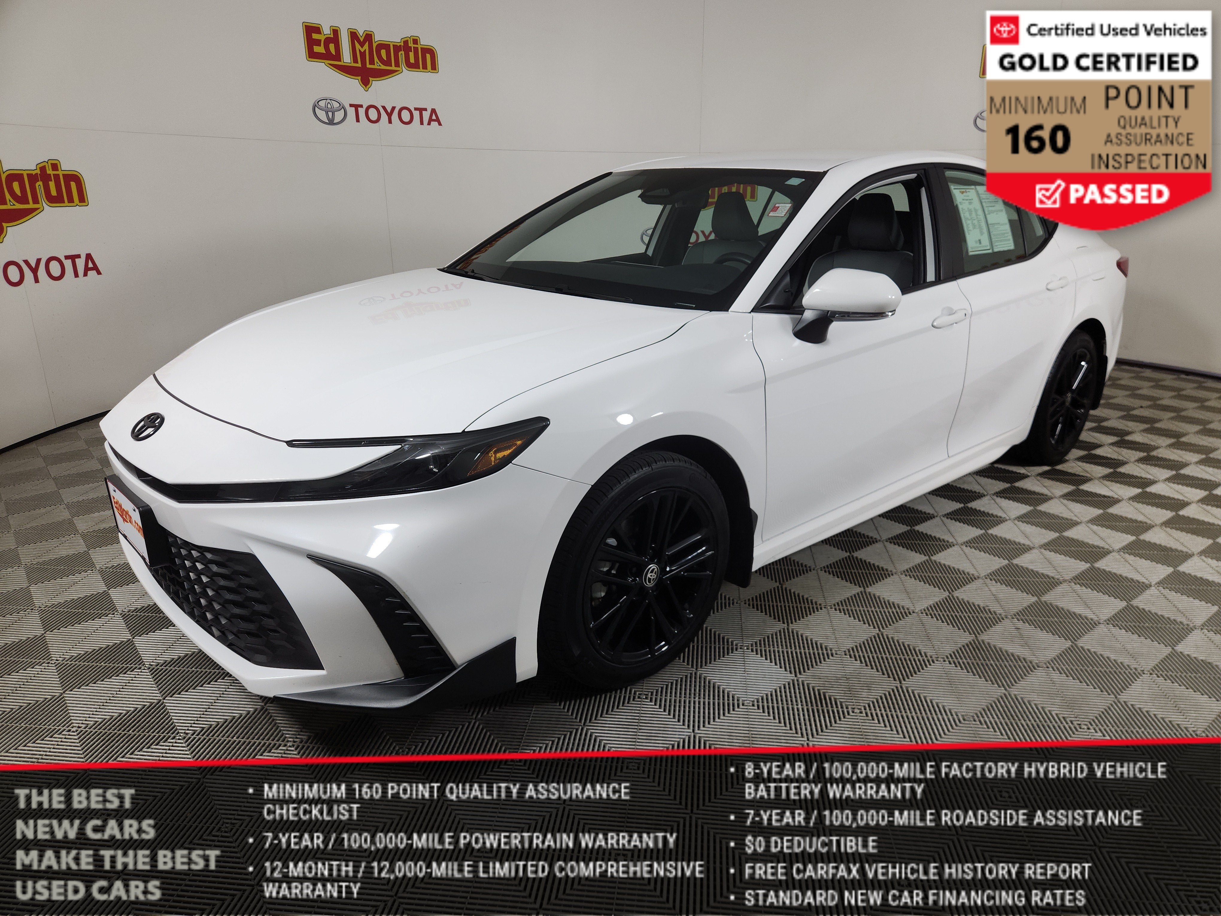 2025 Toyota Camry SE