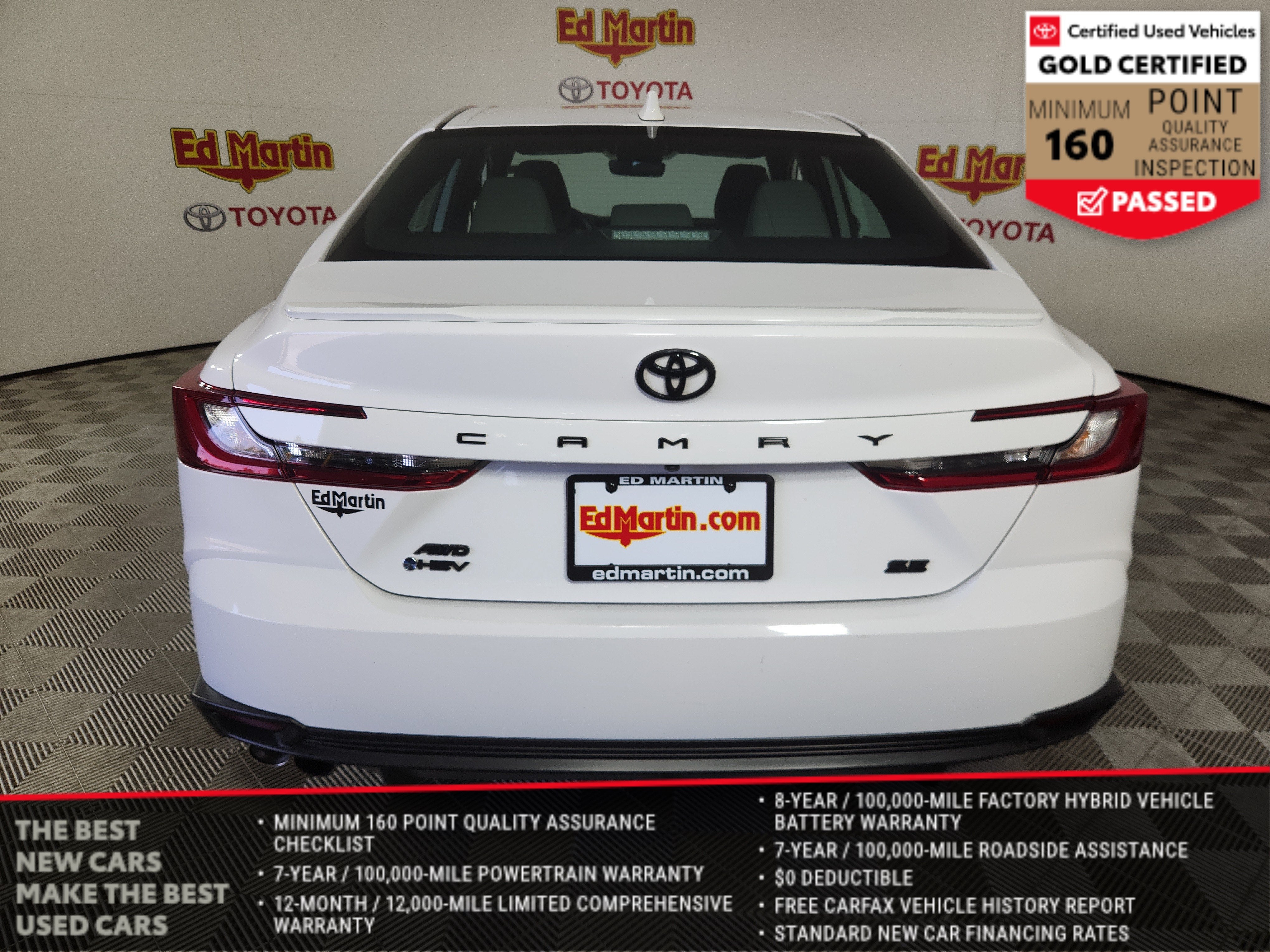 2025 Toyota Camry SE