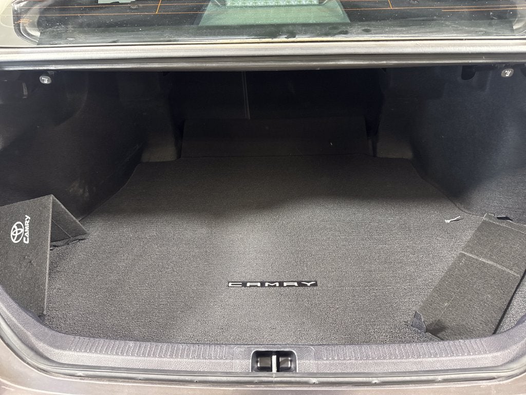 2020 Toyota Camry Hybrid XLE
