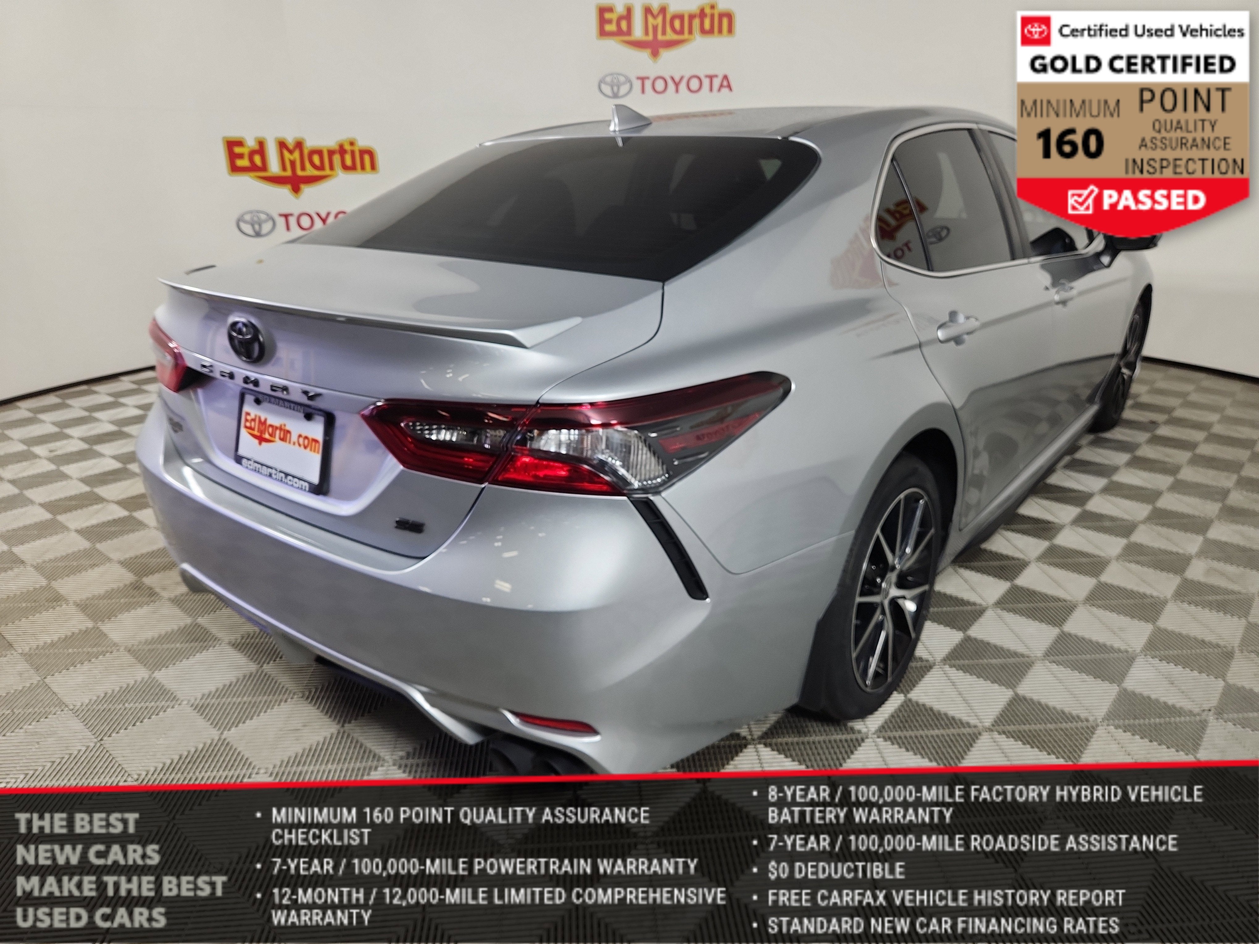 2024 Toyota Camry SE