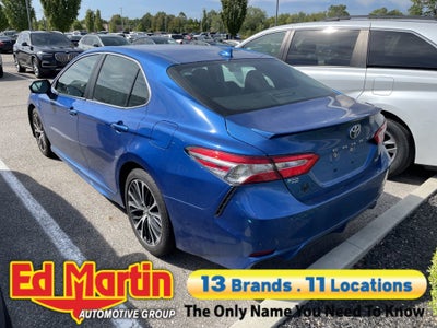 2020 Toyota Camry SE