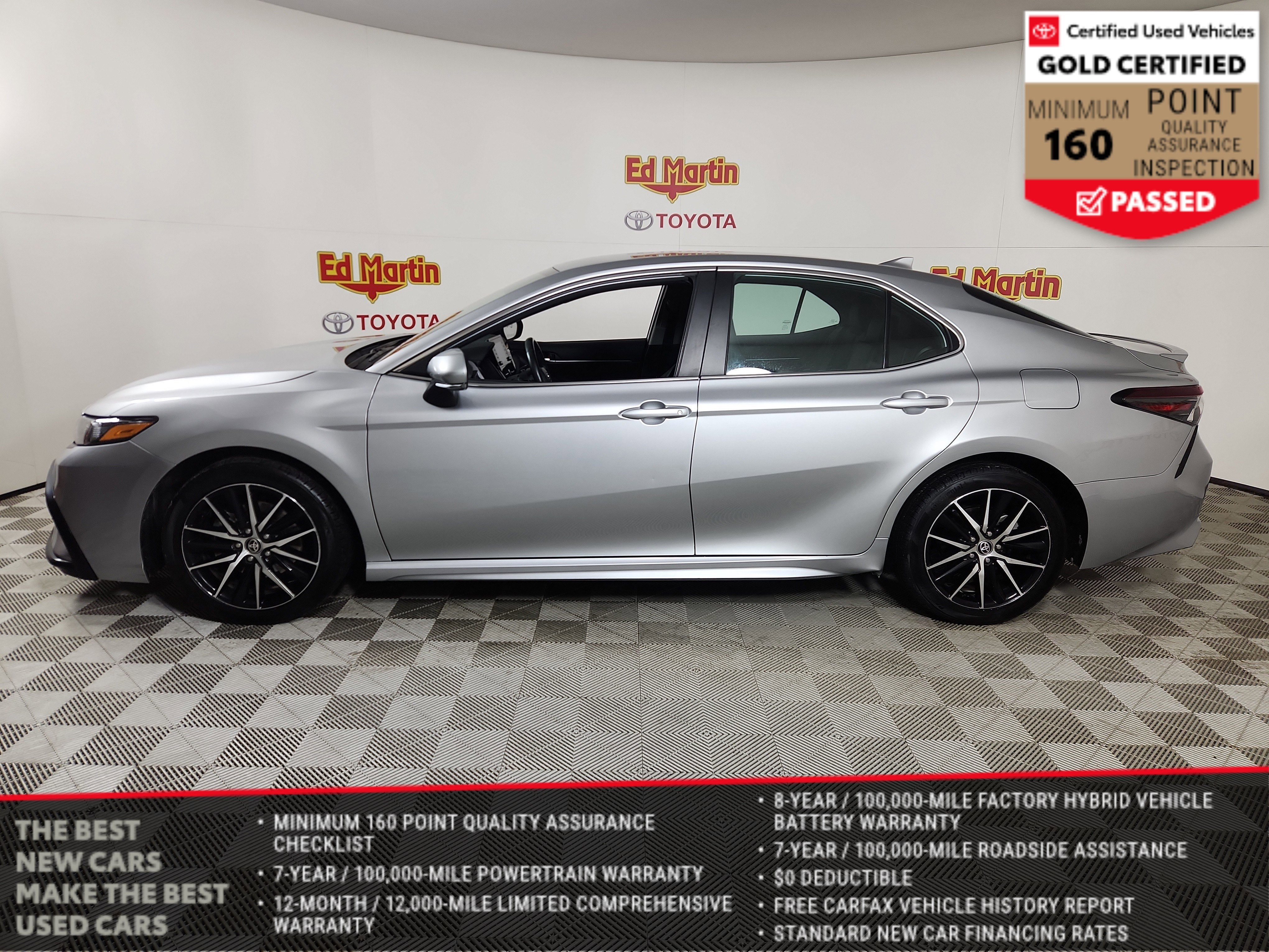 2024 Toyota Camry SE