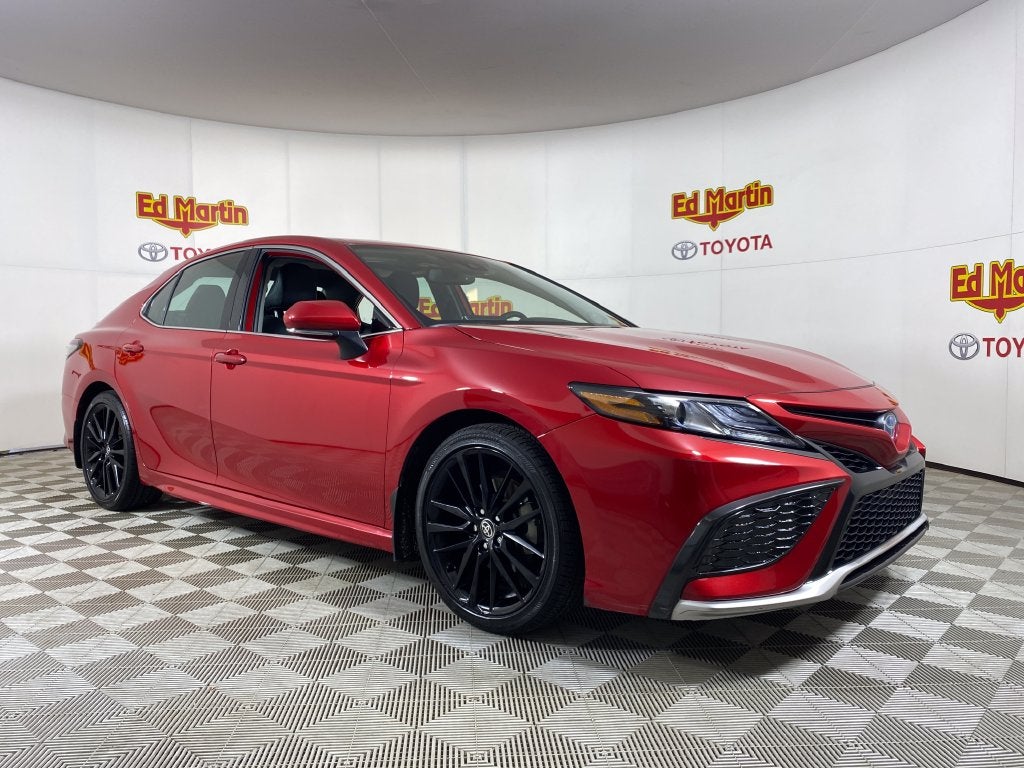 2024 Toyota Camry Hybrid XSE