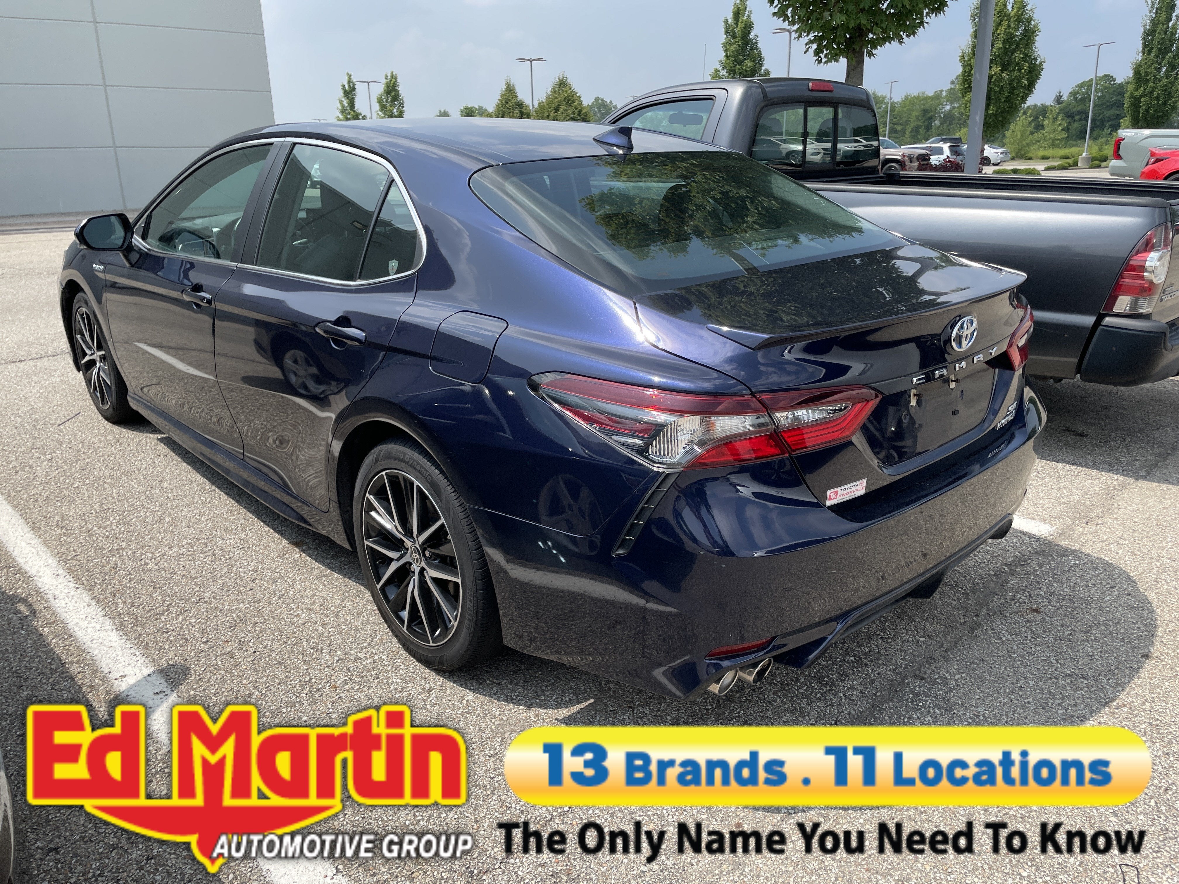 2021 Toyota Camry Hybrid SE