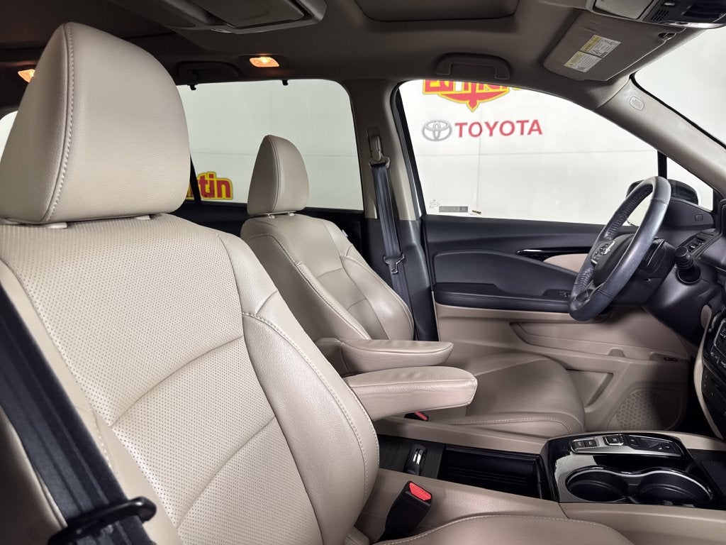 2022 Honda Pilot Elite