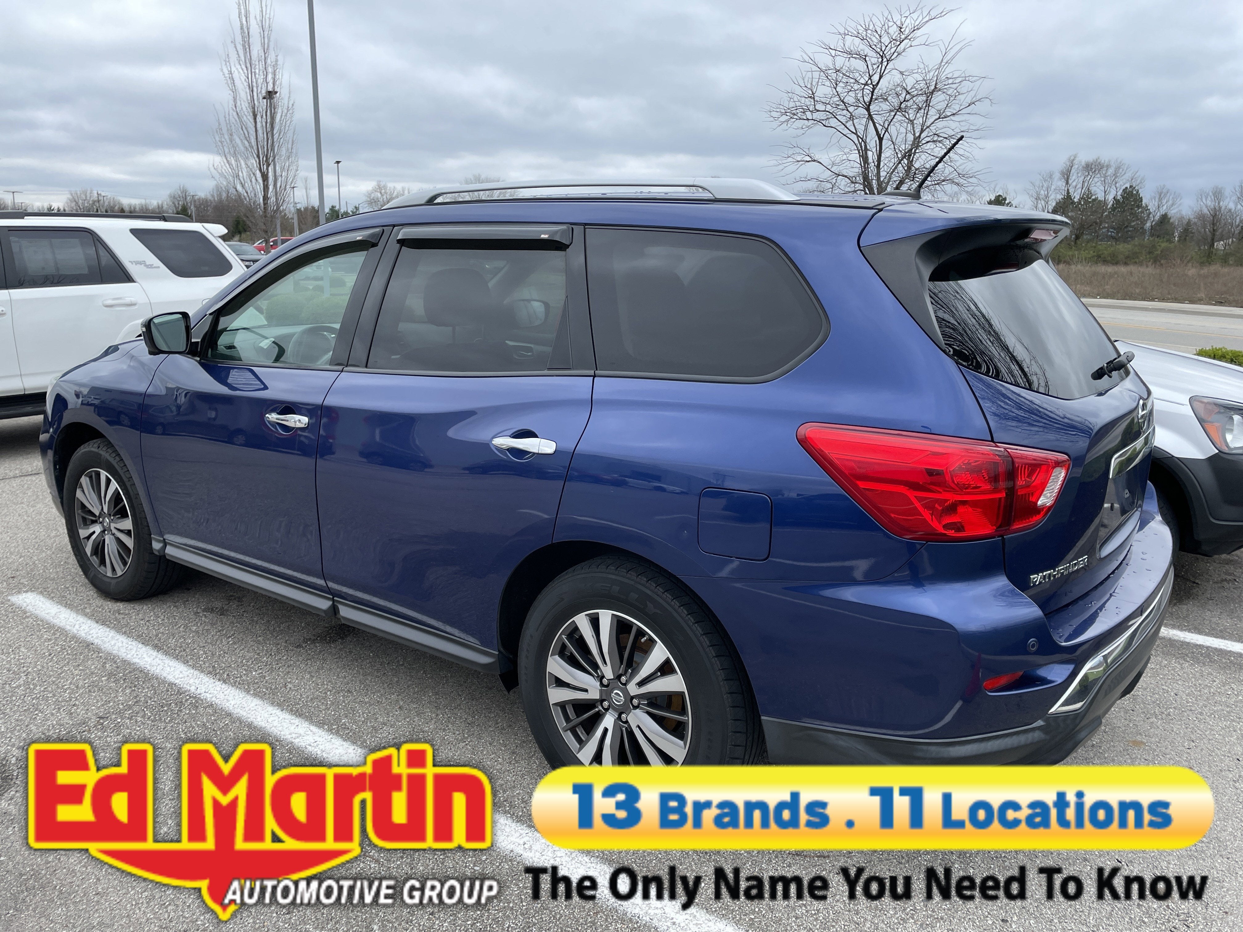 2018 Nissan Pathfinder SL