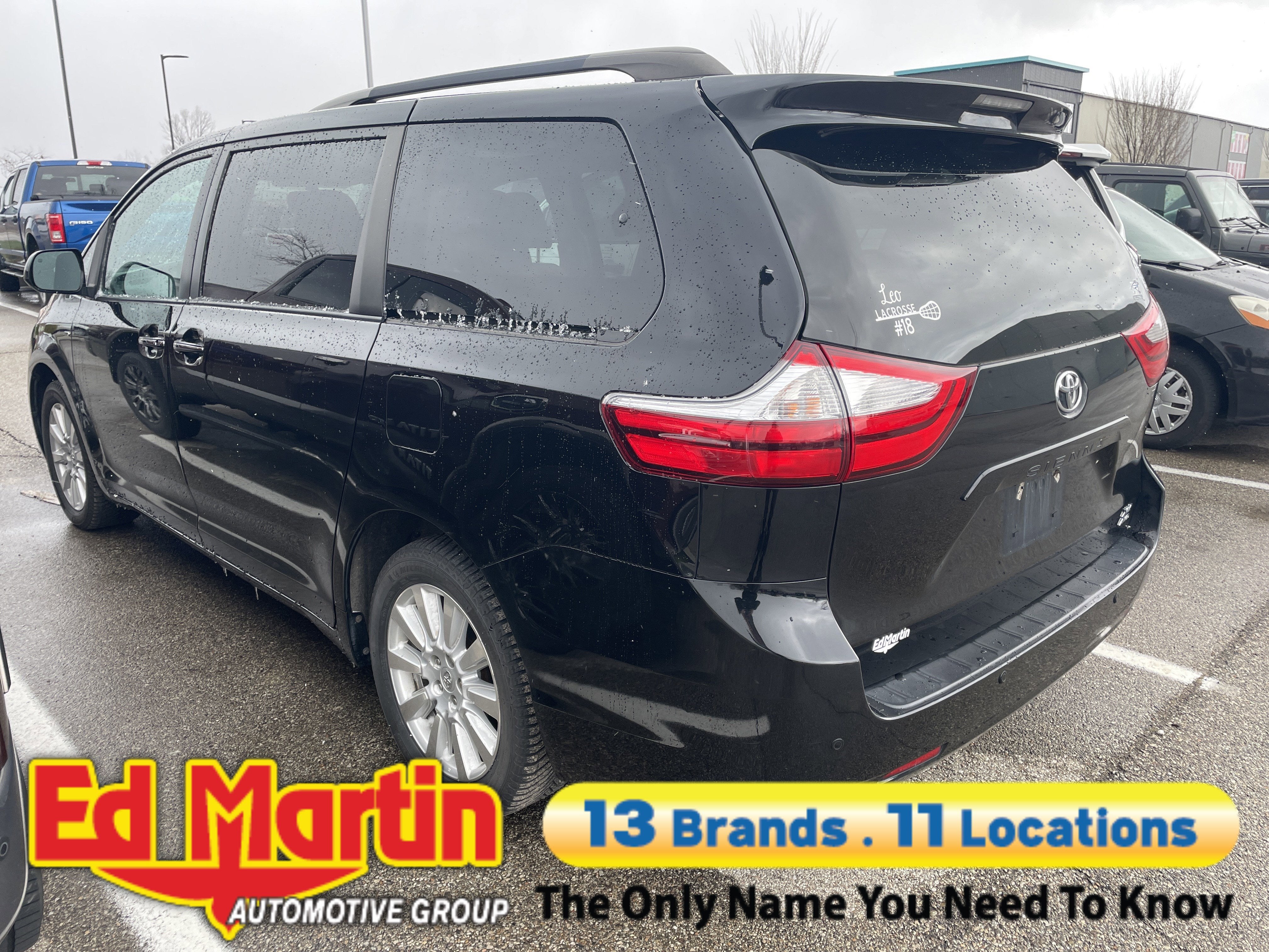 2017 Toyota Sienna XLE