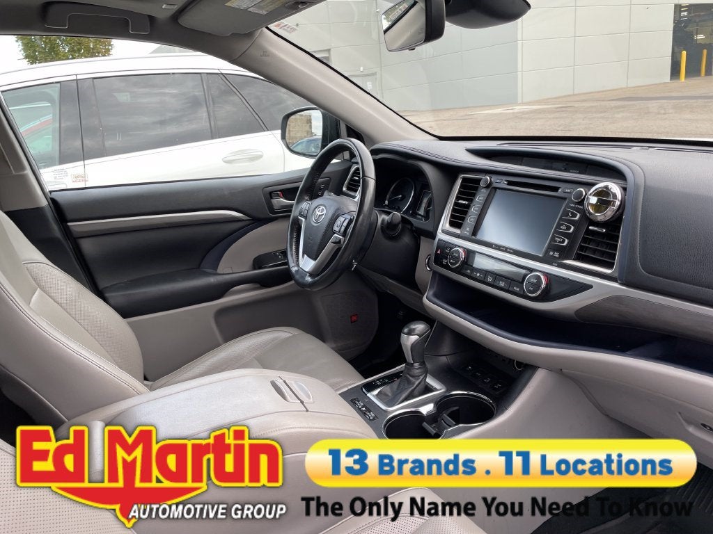 2019 Toyota Highlander Limited Platinum