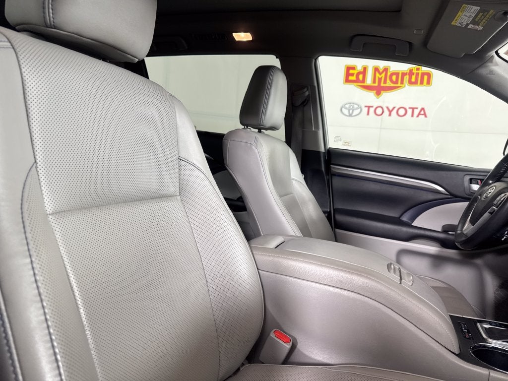 2019 Toyota Highlander Limited Platinum
