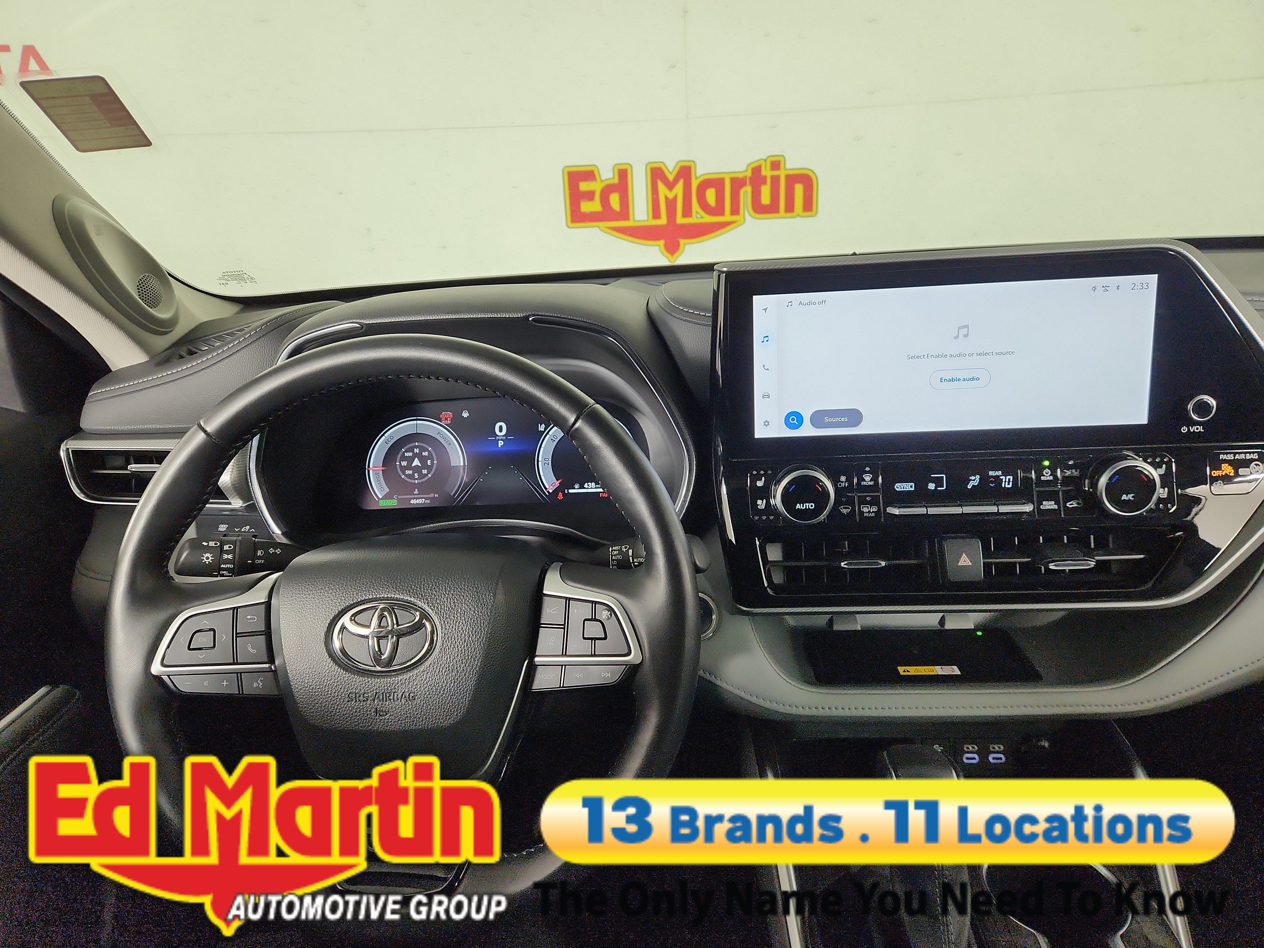 2025 Toyota Highlander Hybrid Platinum