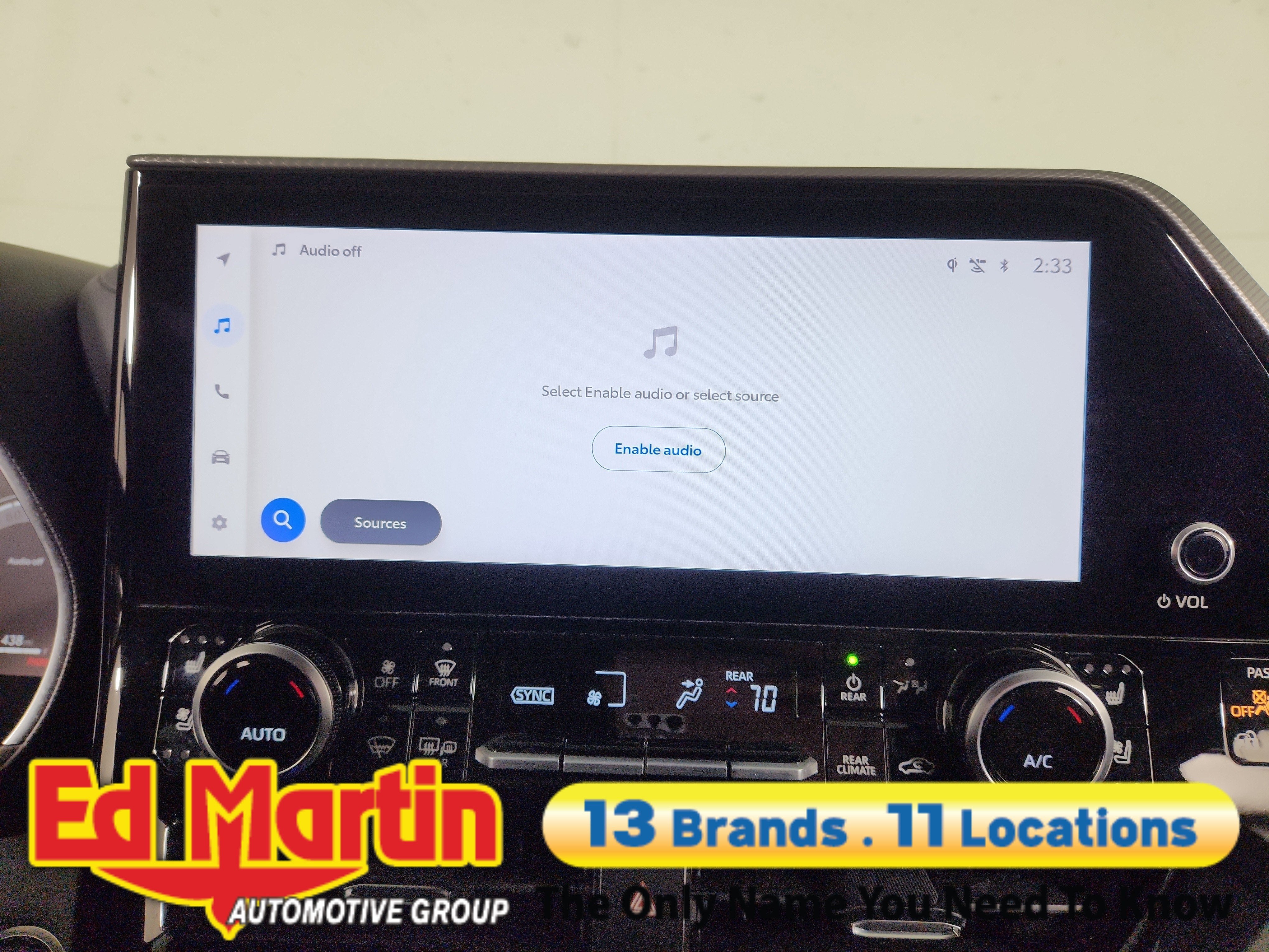 2025 Toyota Highlander Hybrid Platinum