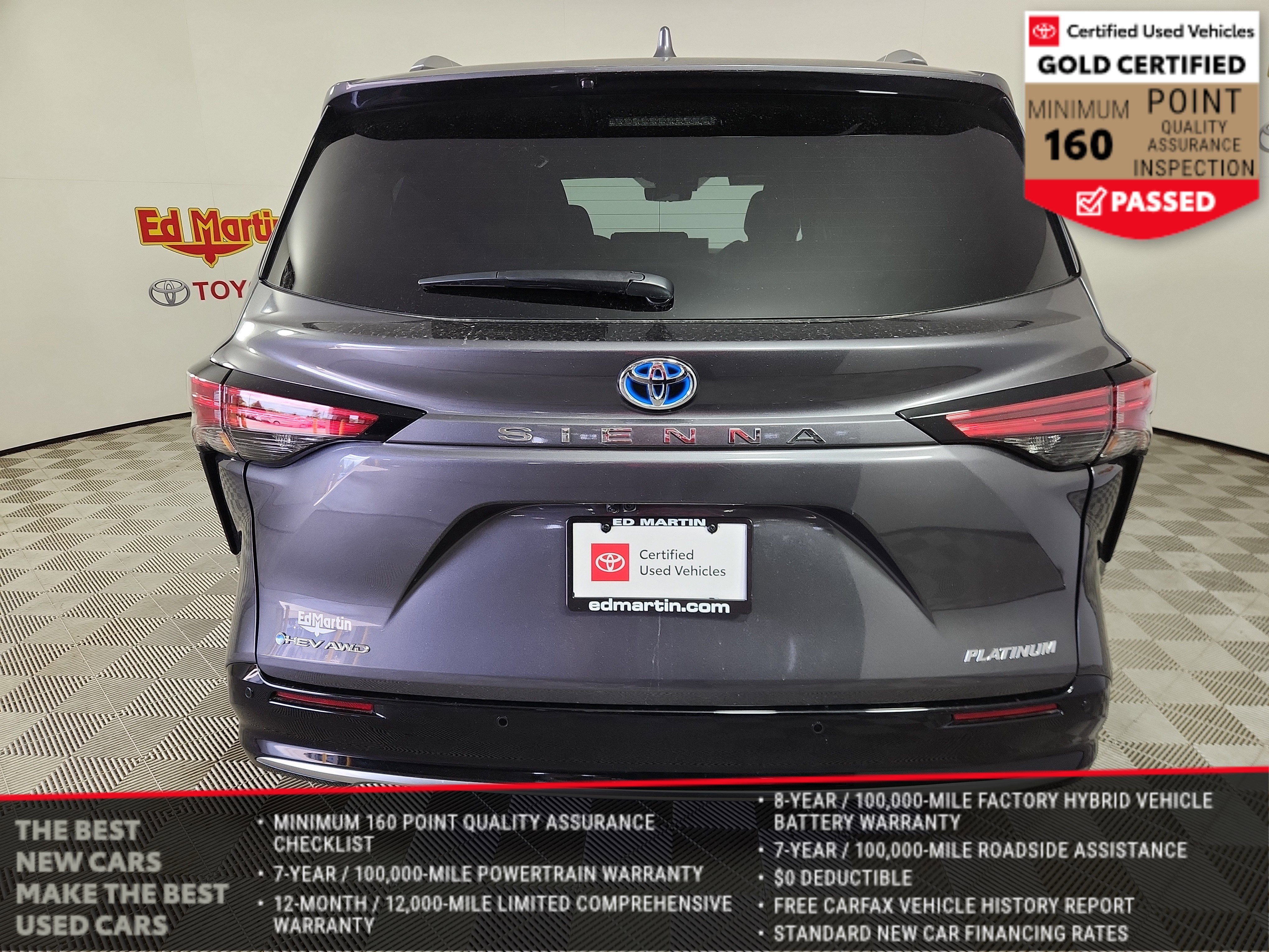 2025 Toyota Sienna Platinum