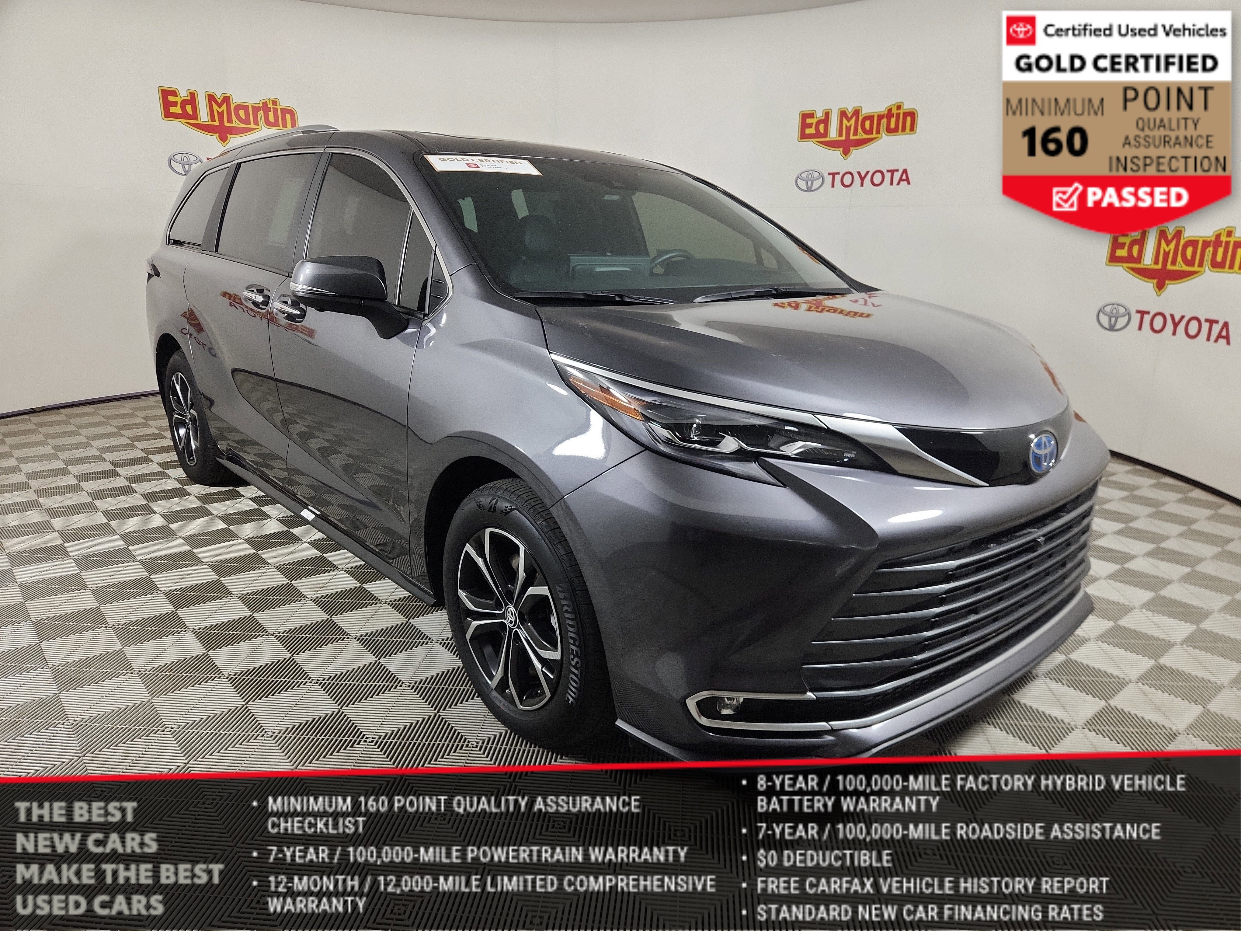 2025 Toyota Sienna Platinum