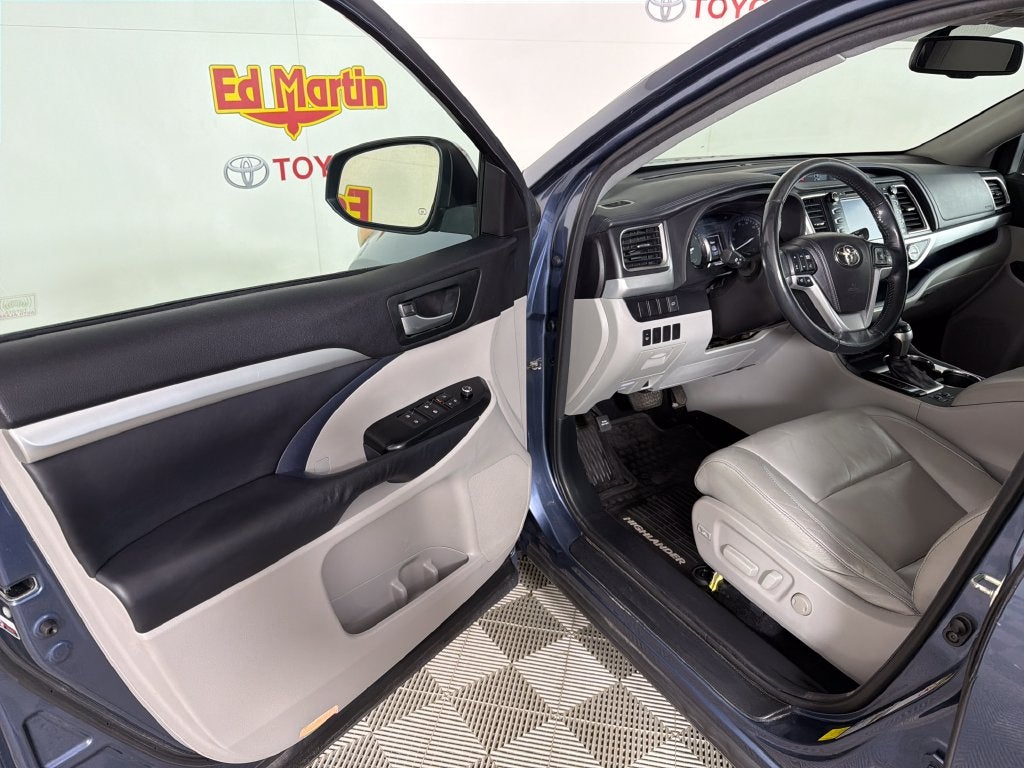 2014 Toyota Highlander XLE V6