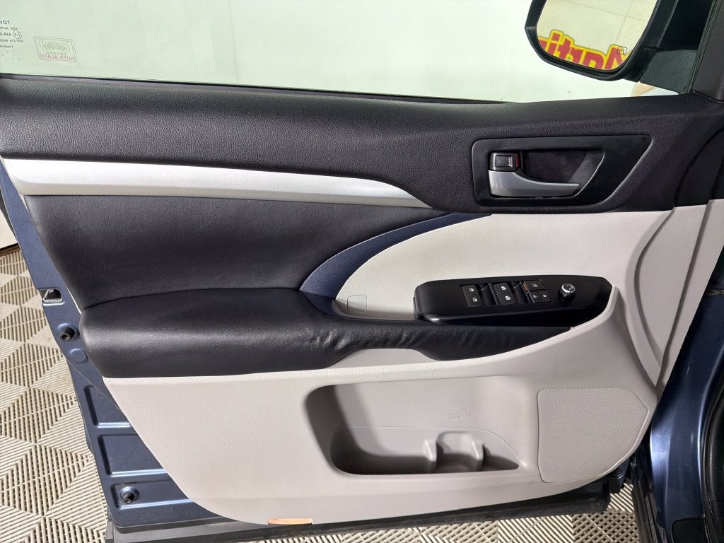 2014 Toyota Highlander XLE V6