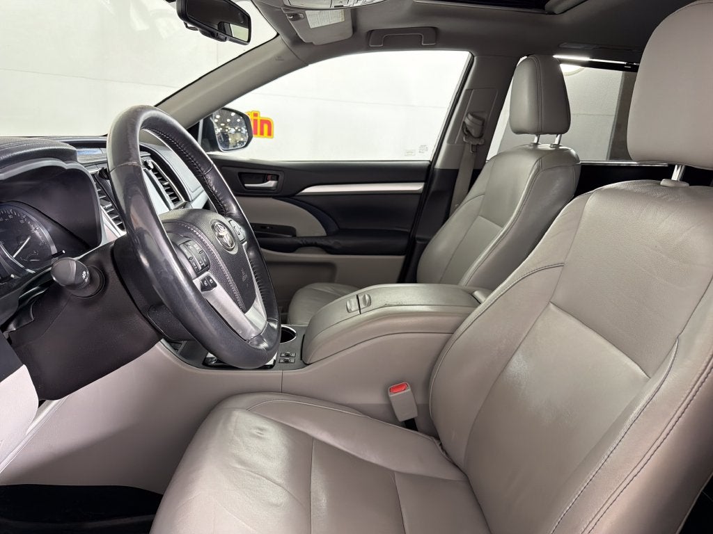 2014 Toyota Highlander XLE V6