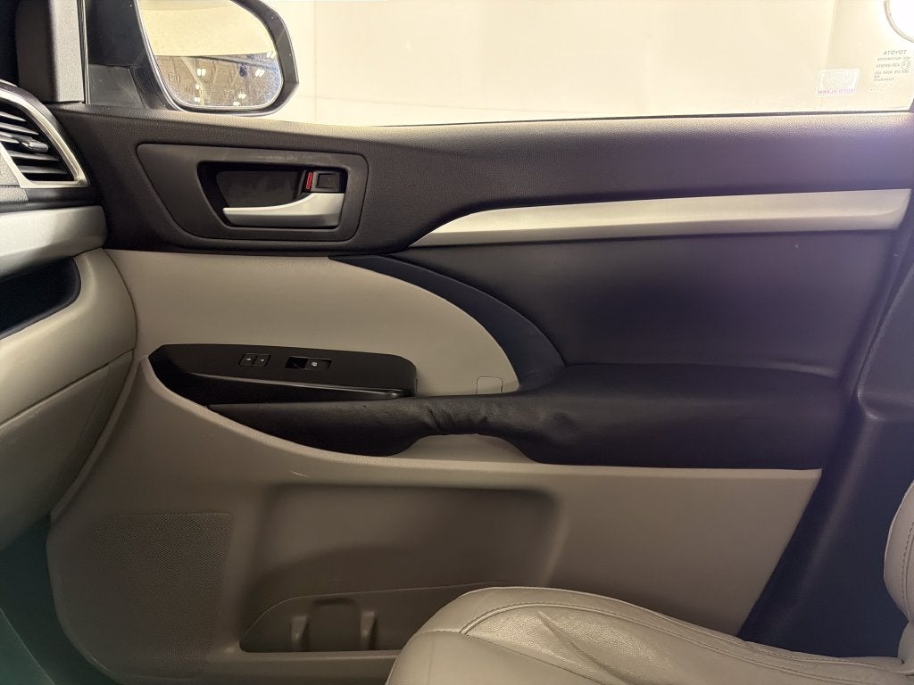 2014 Toyota Highlander XLE V6