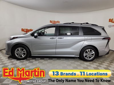 2025 Toyota Sienna XLE