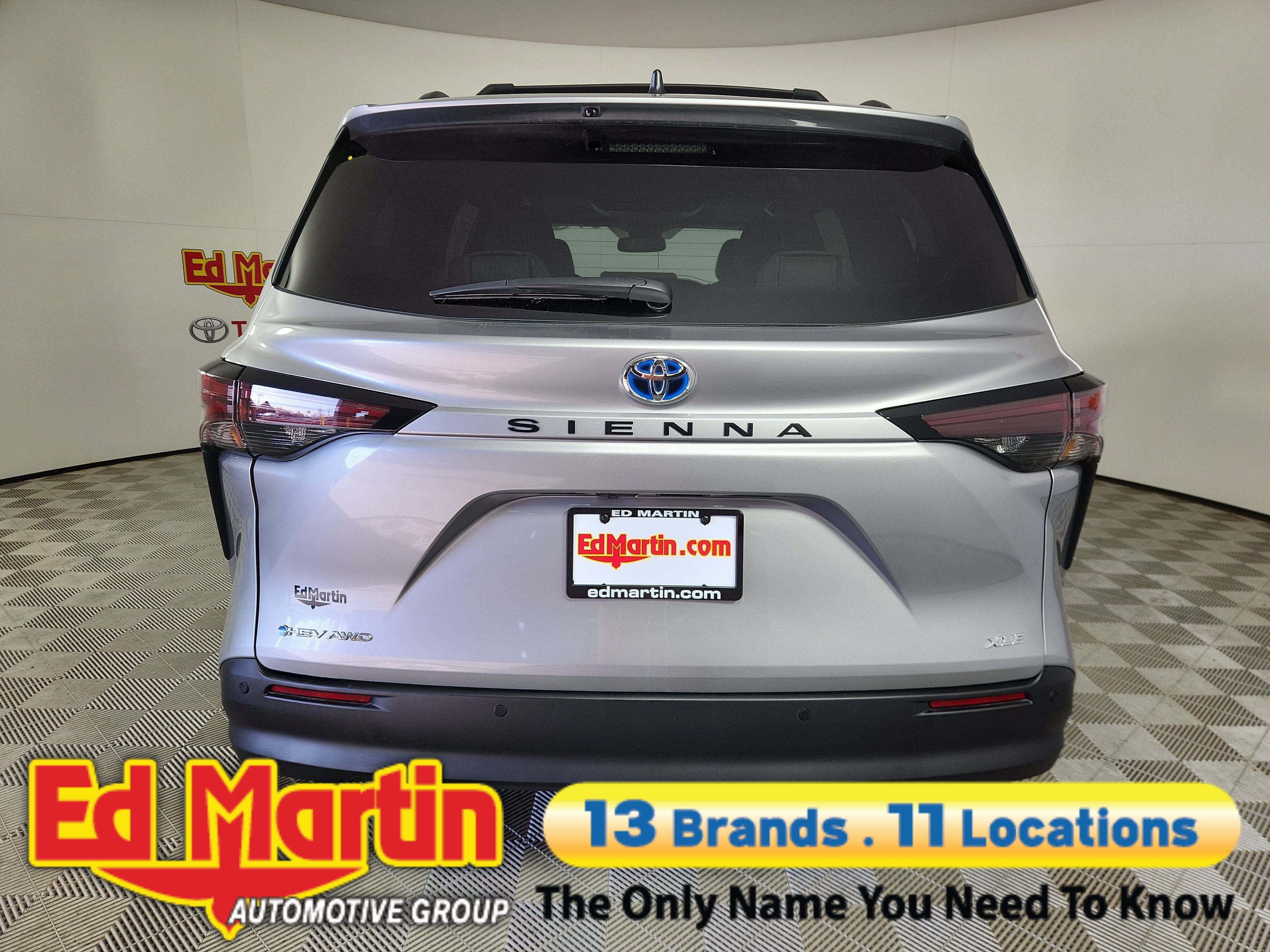 2025 Toyota Sienna XLE