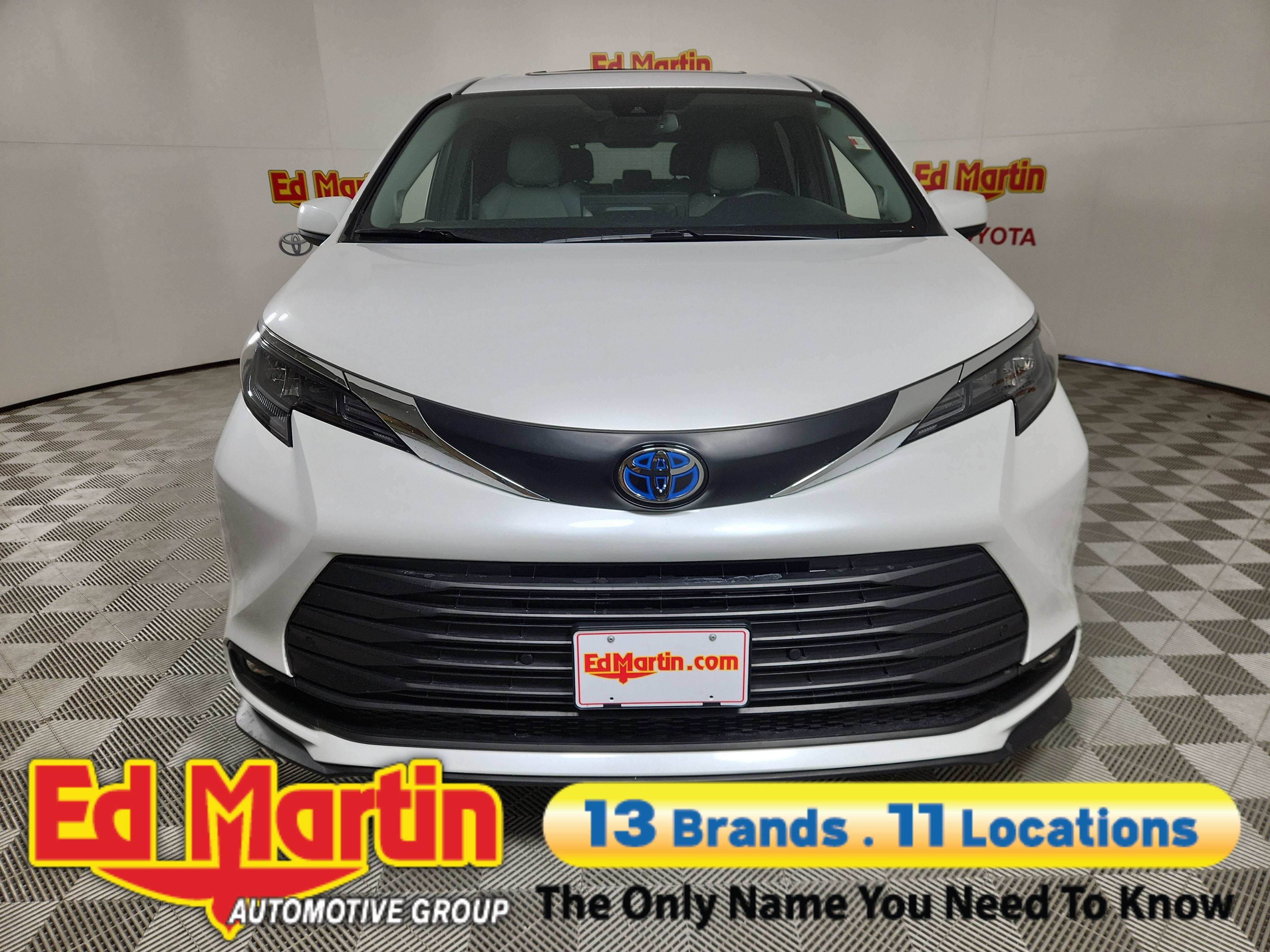 2025 Toyota Sienna XLE