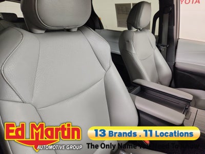2025 Toyota Sienna XLE