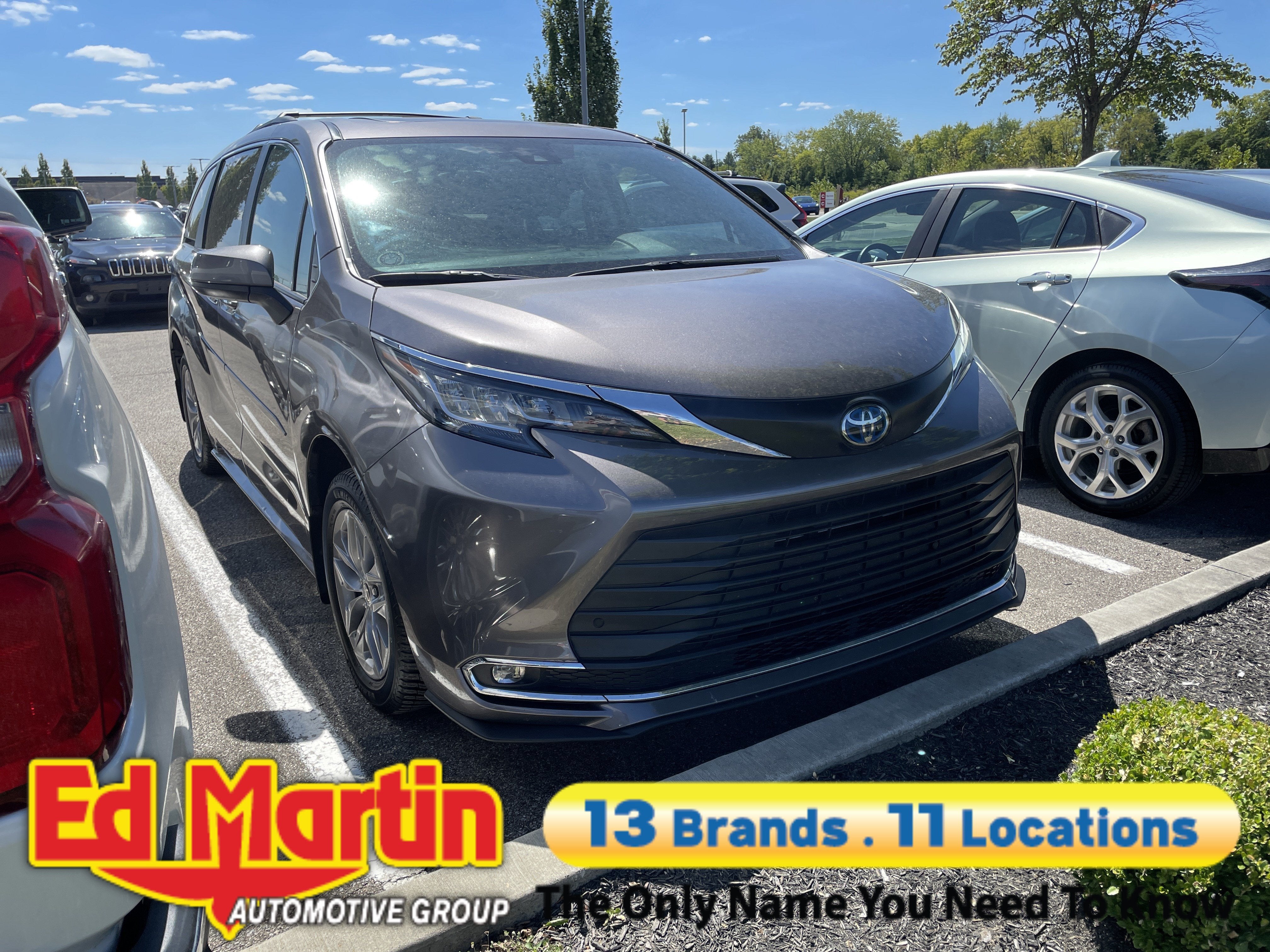 2023 Toyota Sienna XLE