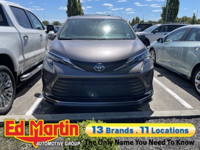 2023 Toyota Sienna XLE