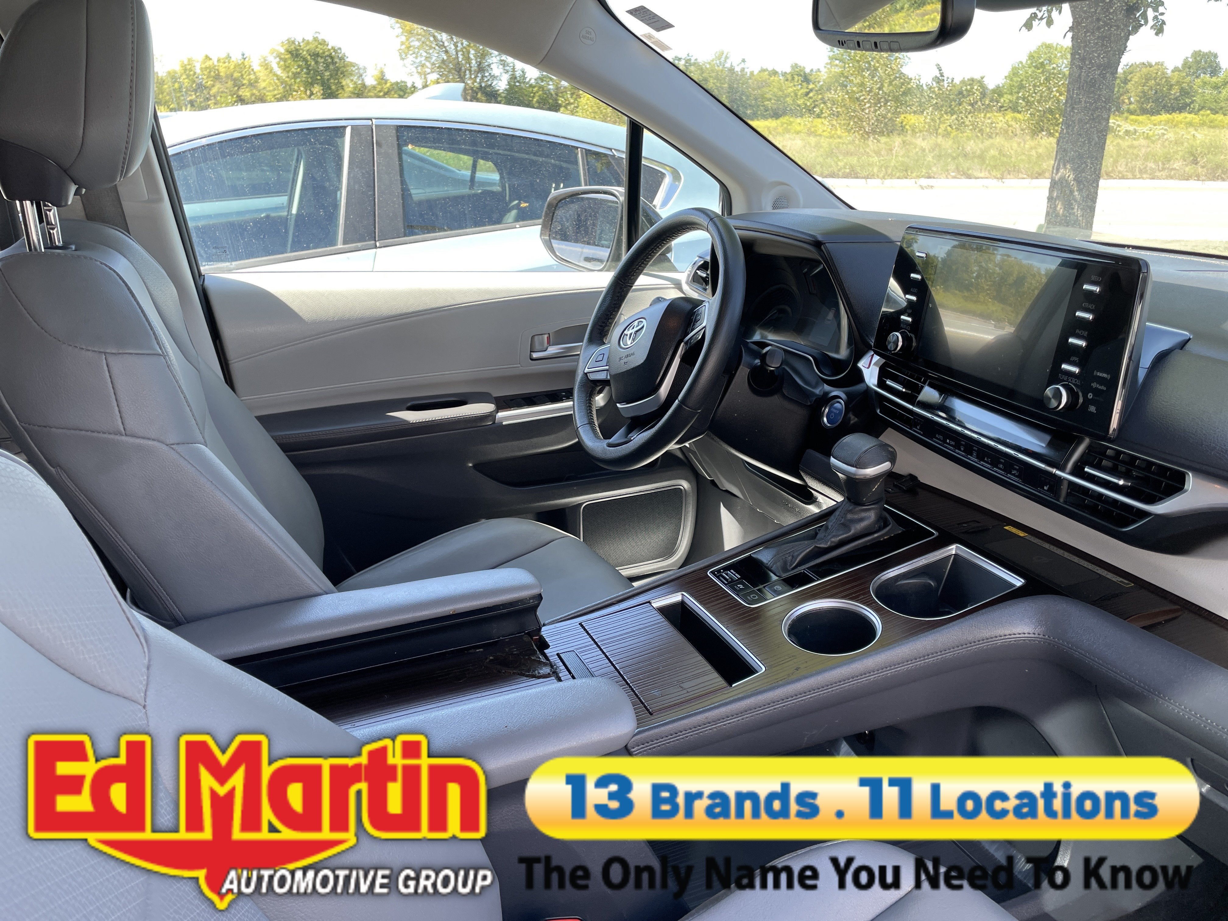 2023 Toyota Sienna XLE
