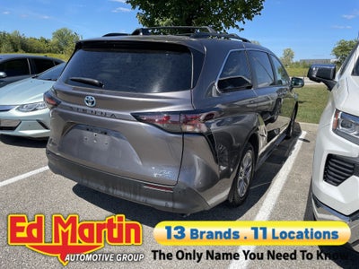 2023 Toyota Sienna XLE